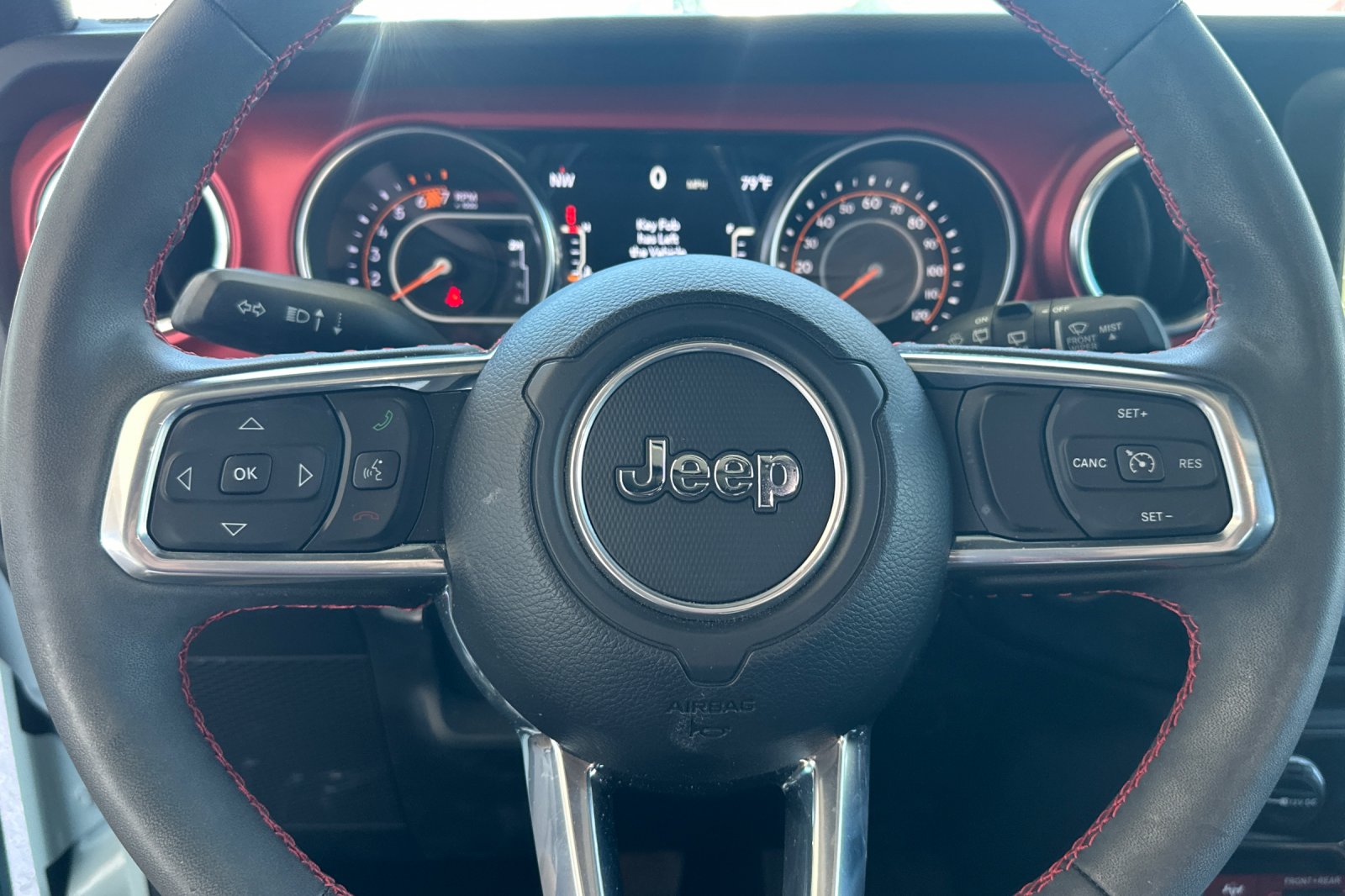 Used 2023  Jeep Rubicon image 24