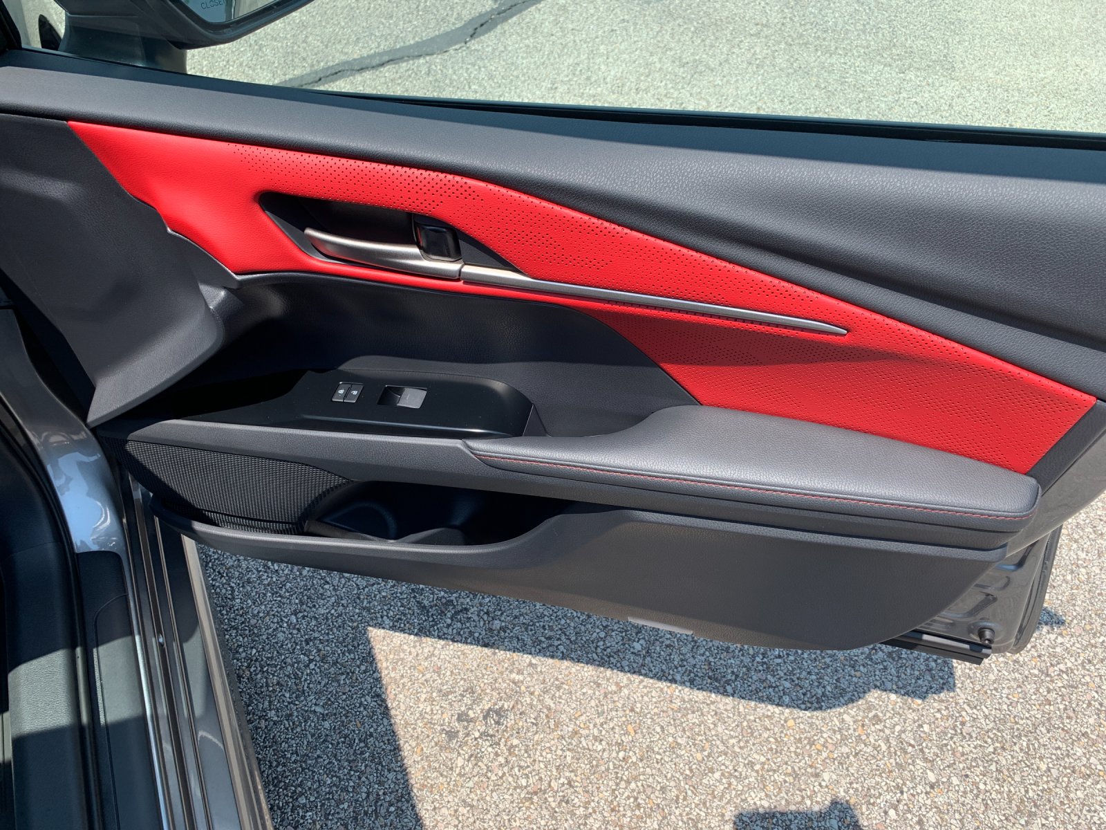 New 2026 Heavy Metal Toyota XSE image 18
