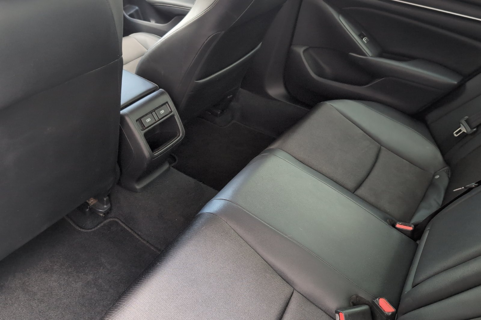 Used 2022 White Honda Sport image 13