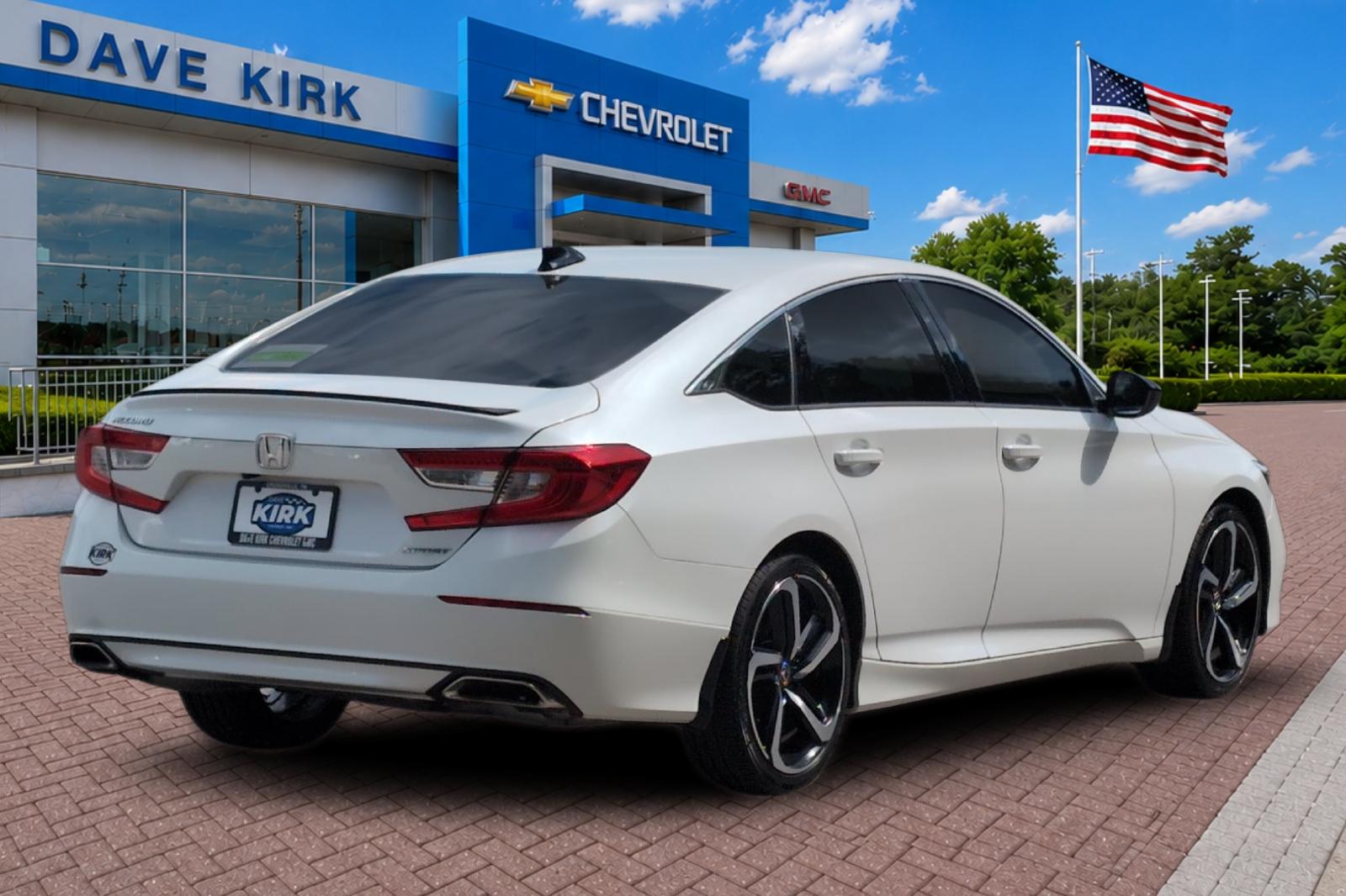 Used 2022 White Honda Sport image 3