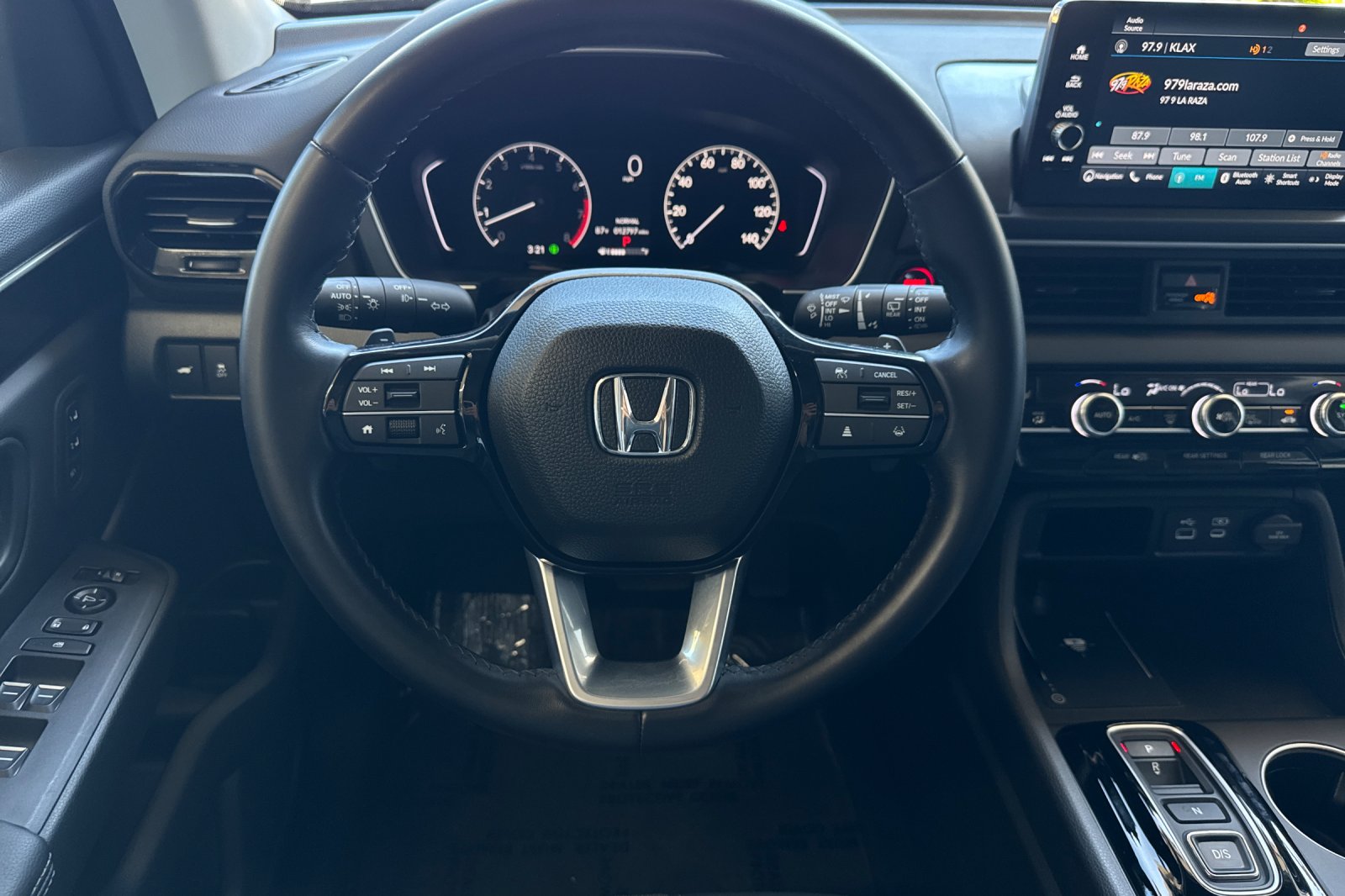 Certified Used 2025 Crystal Black Pearl Honda 2WD Touring image 14