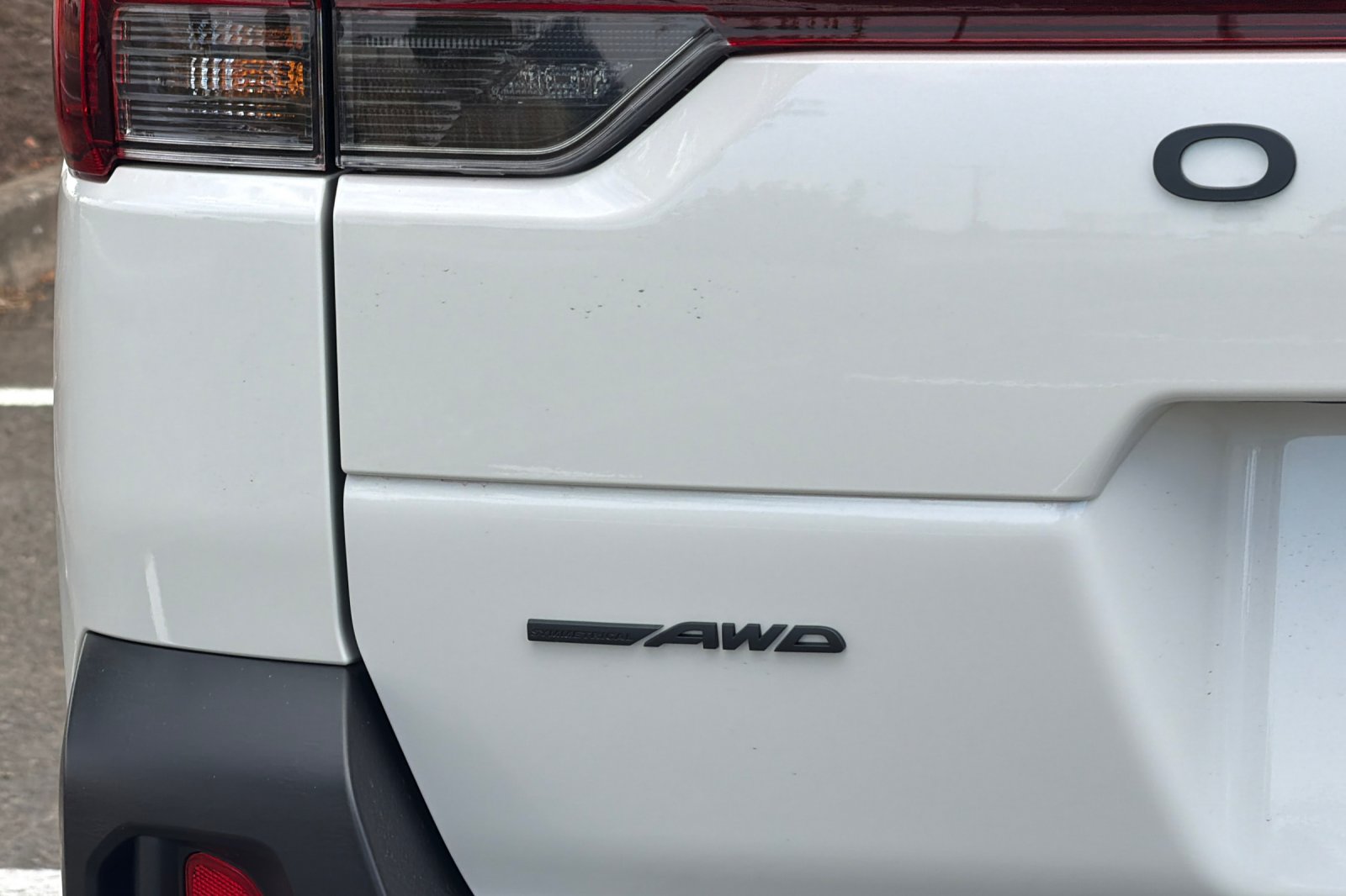 New 2026 CRYSTAL WHITE PEARL Subaru Premium image 26