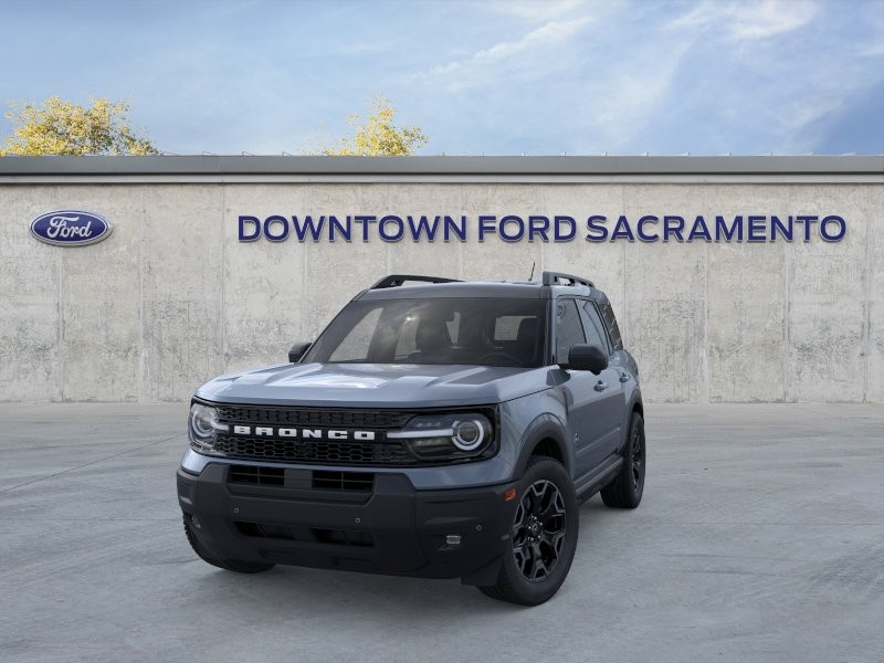 Used 2025 Azure Gray Metallic Ford Outer Banks image 3