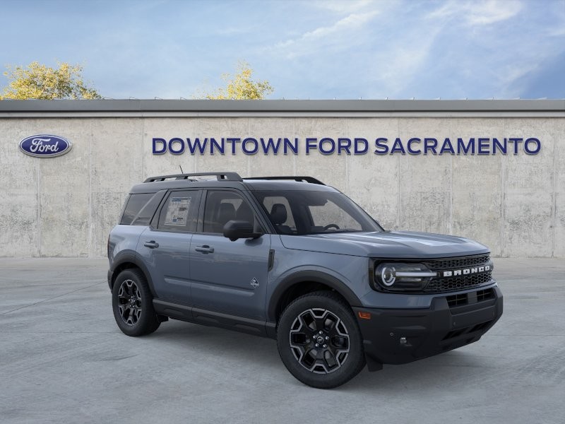 Used 2025 Azure Gray Metallic Ford Outer Banks image 8