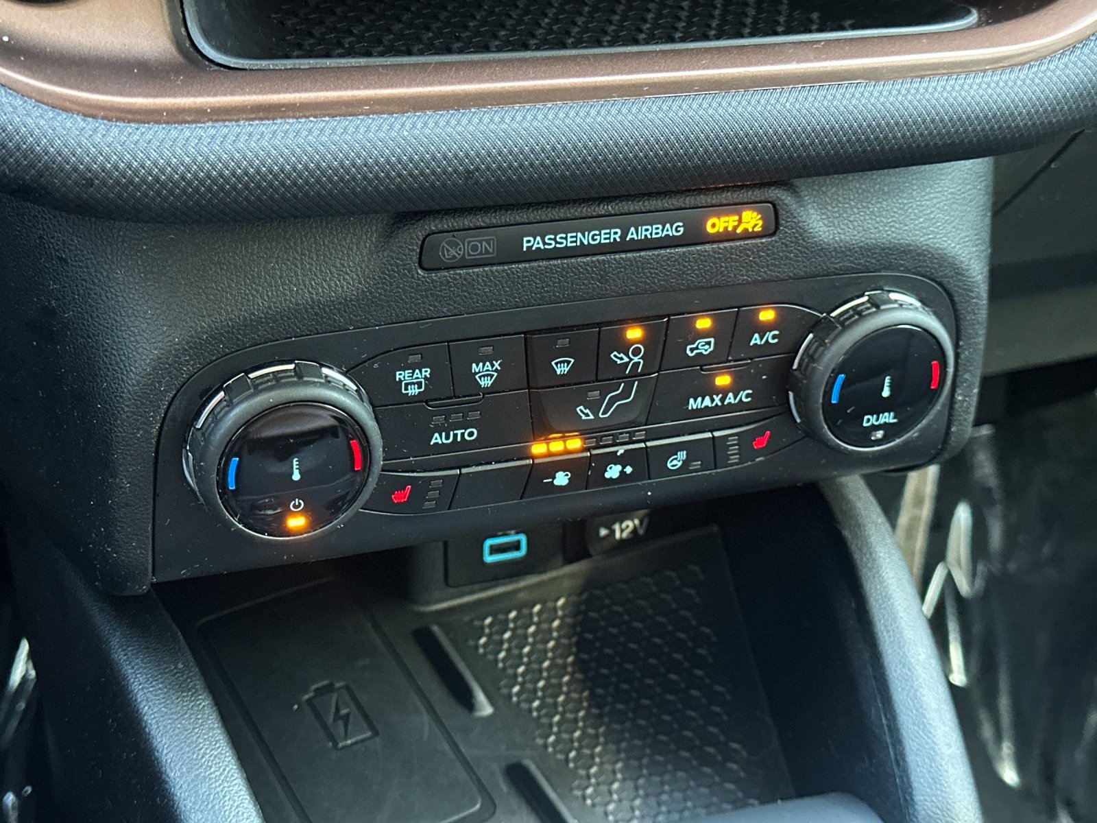 Used 2022 Green Ford Outer Banks image 19