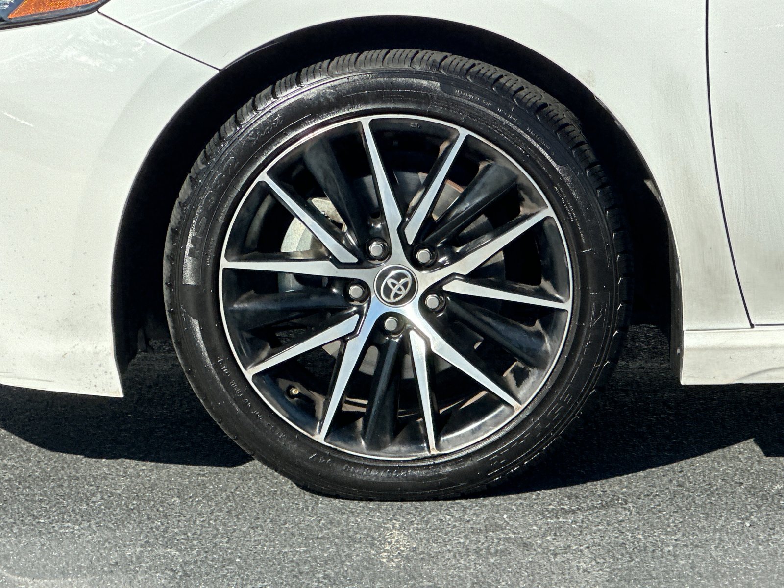 Used 2021 White Toyota SE image 22