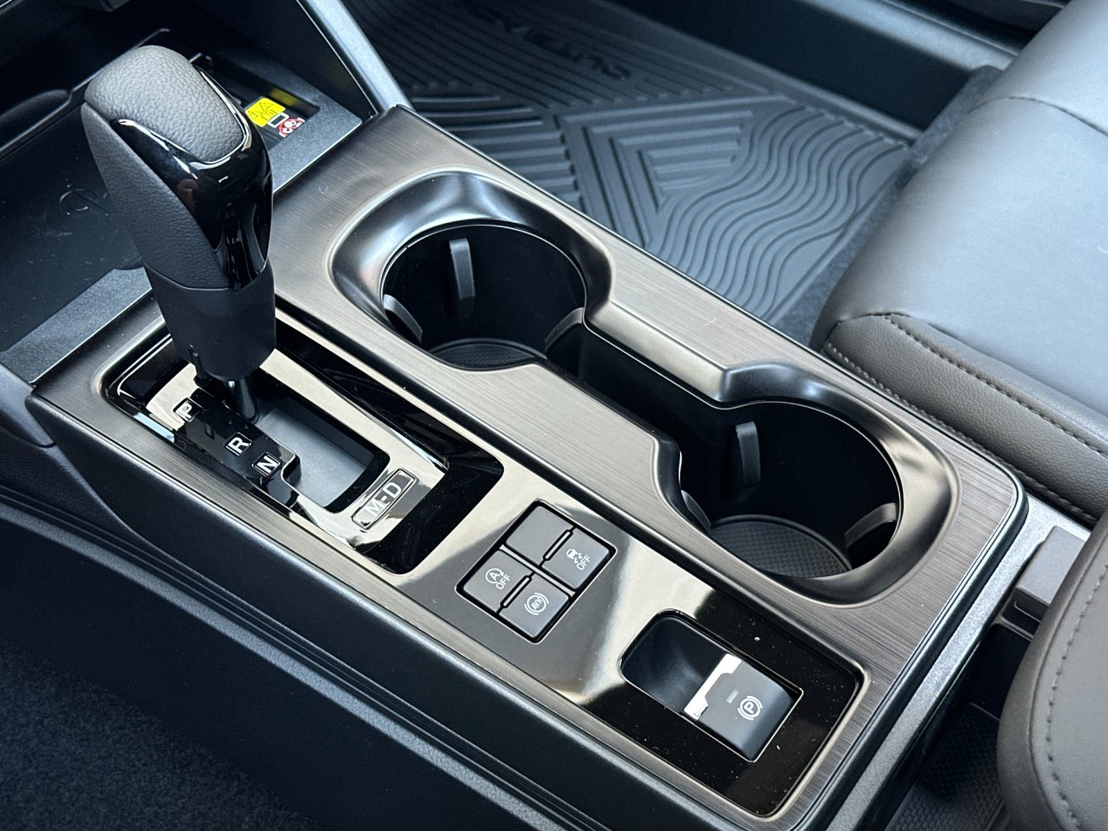 New 2026 MAGNETITE GRAY METALLIC Subaru Premium image 21
