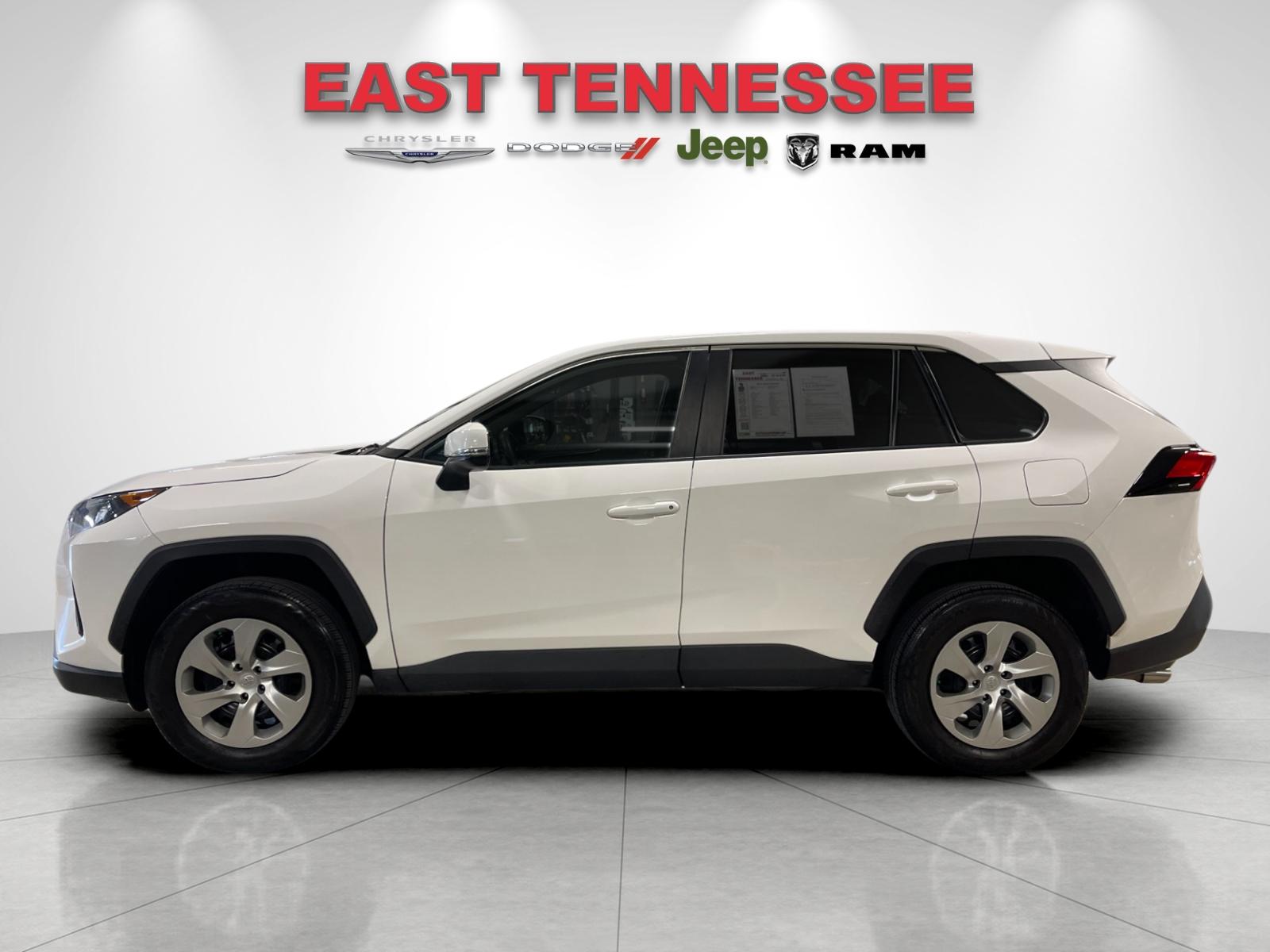 Used 2022 White Toyota LE image 6