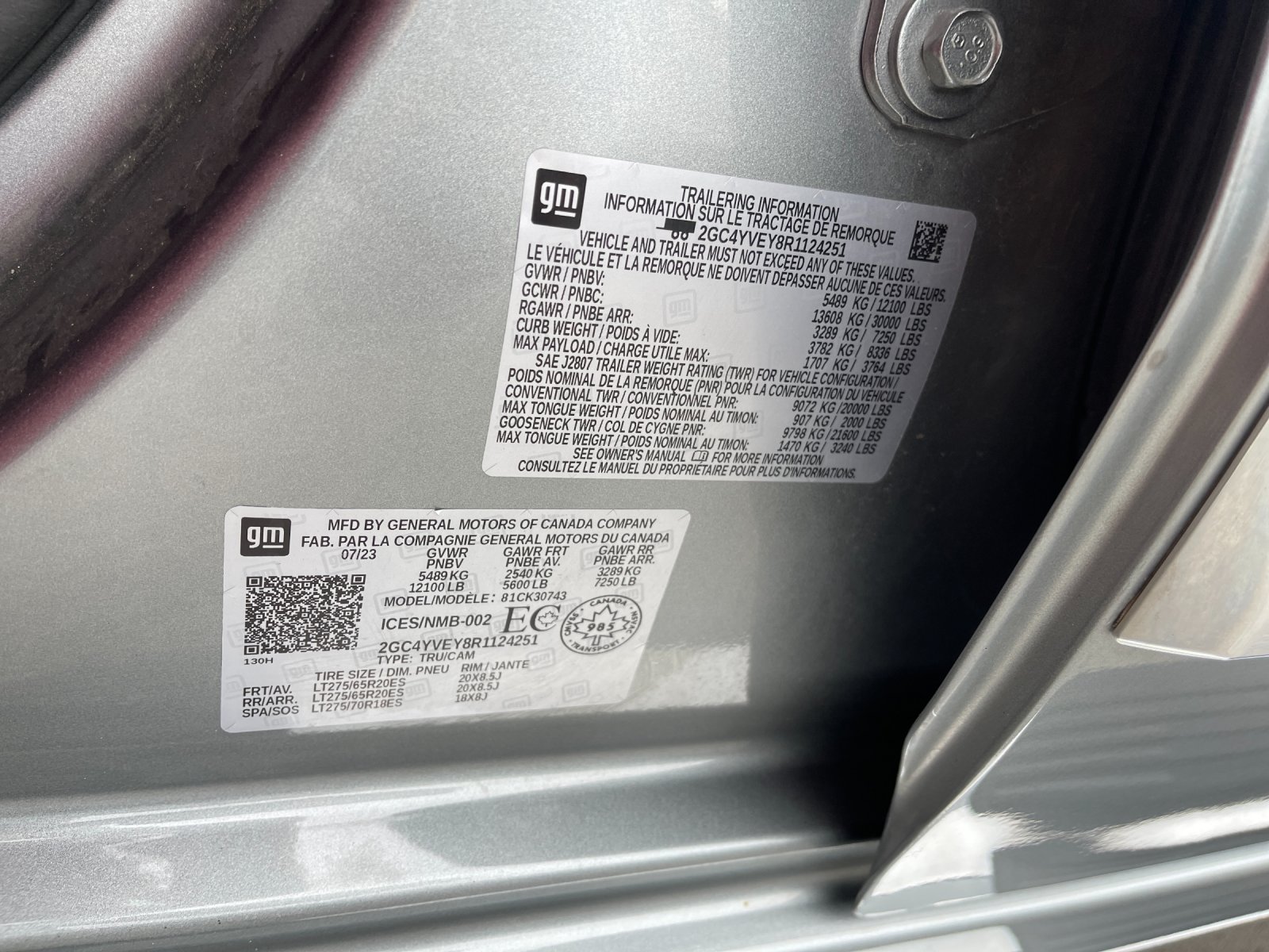 Used 2024 Silver Chevrolet High Country image 31