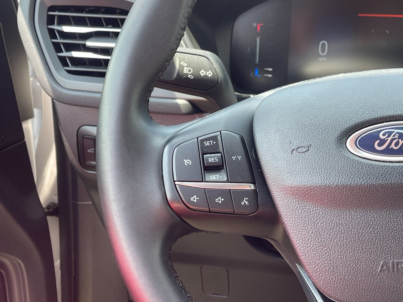 Used 2024 White Ford Active image 26