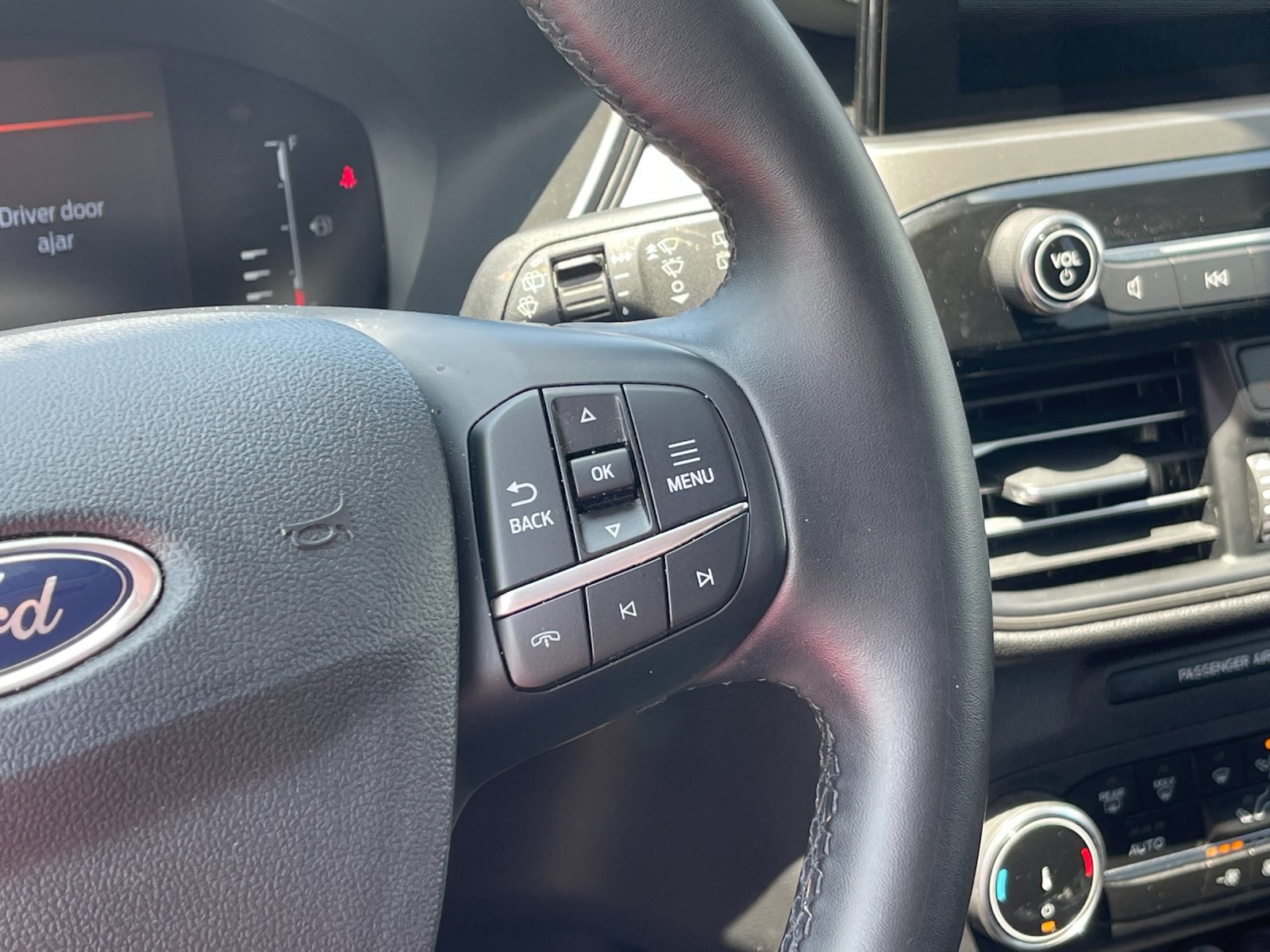 Used 2024 White Ford Active image 27