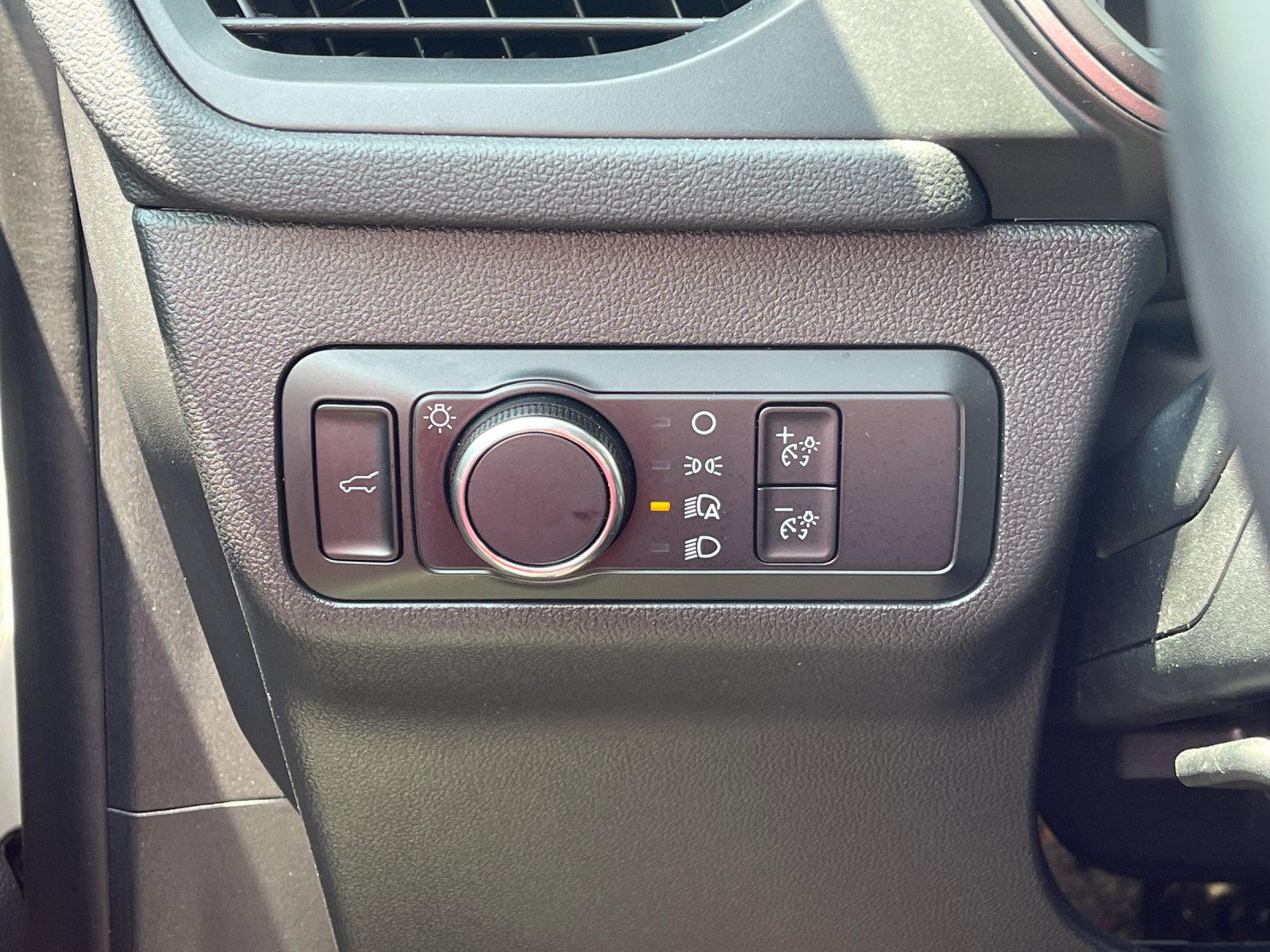 Used 2024 White Ford Active image 30