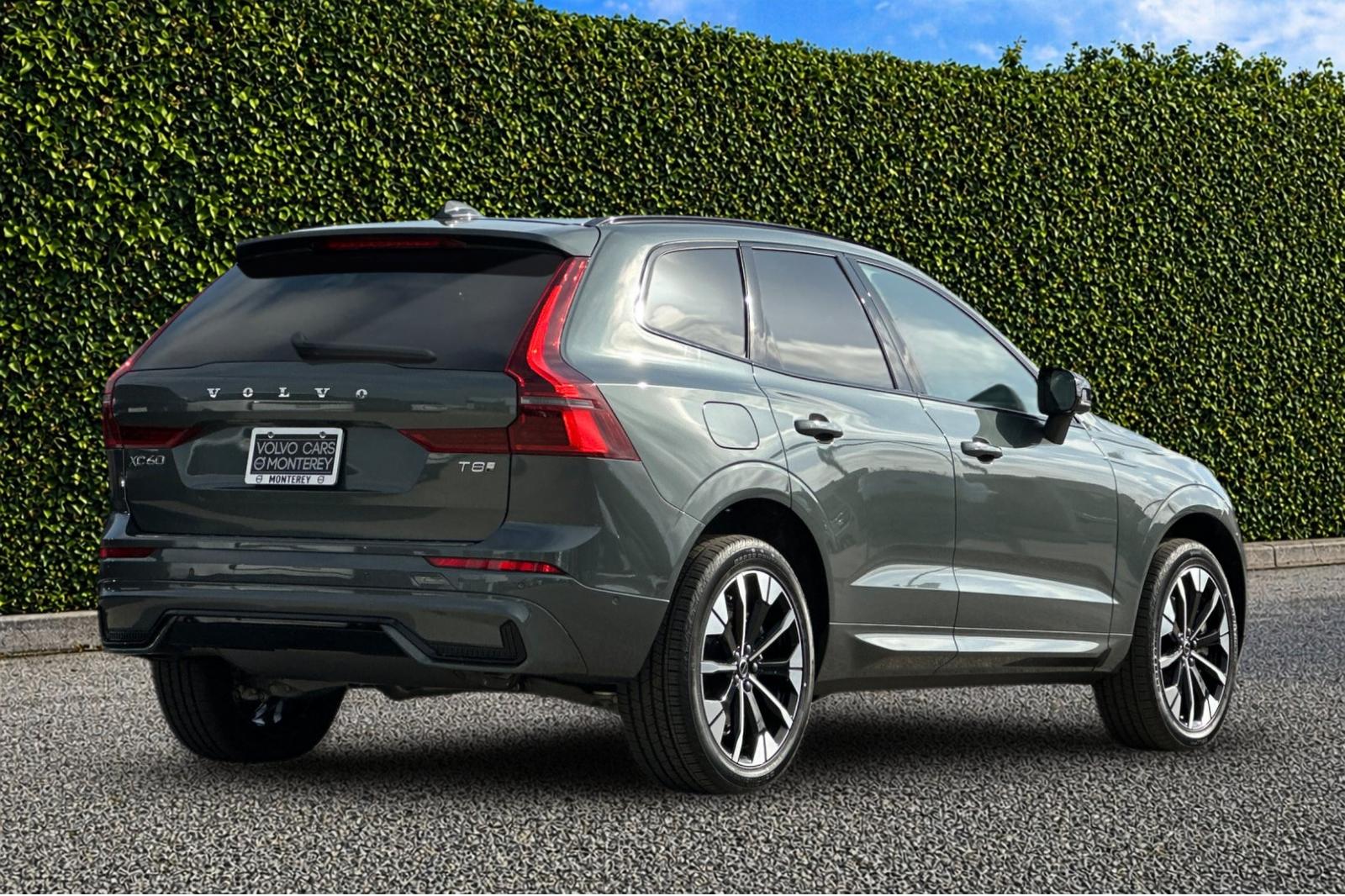 New 2026 Forest Lake Volvo Plus image 6