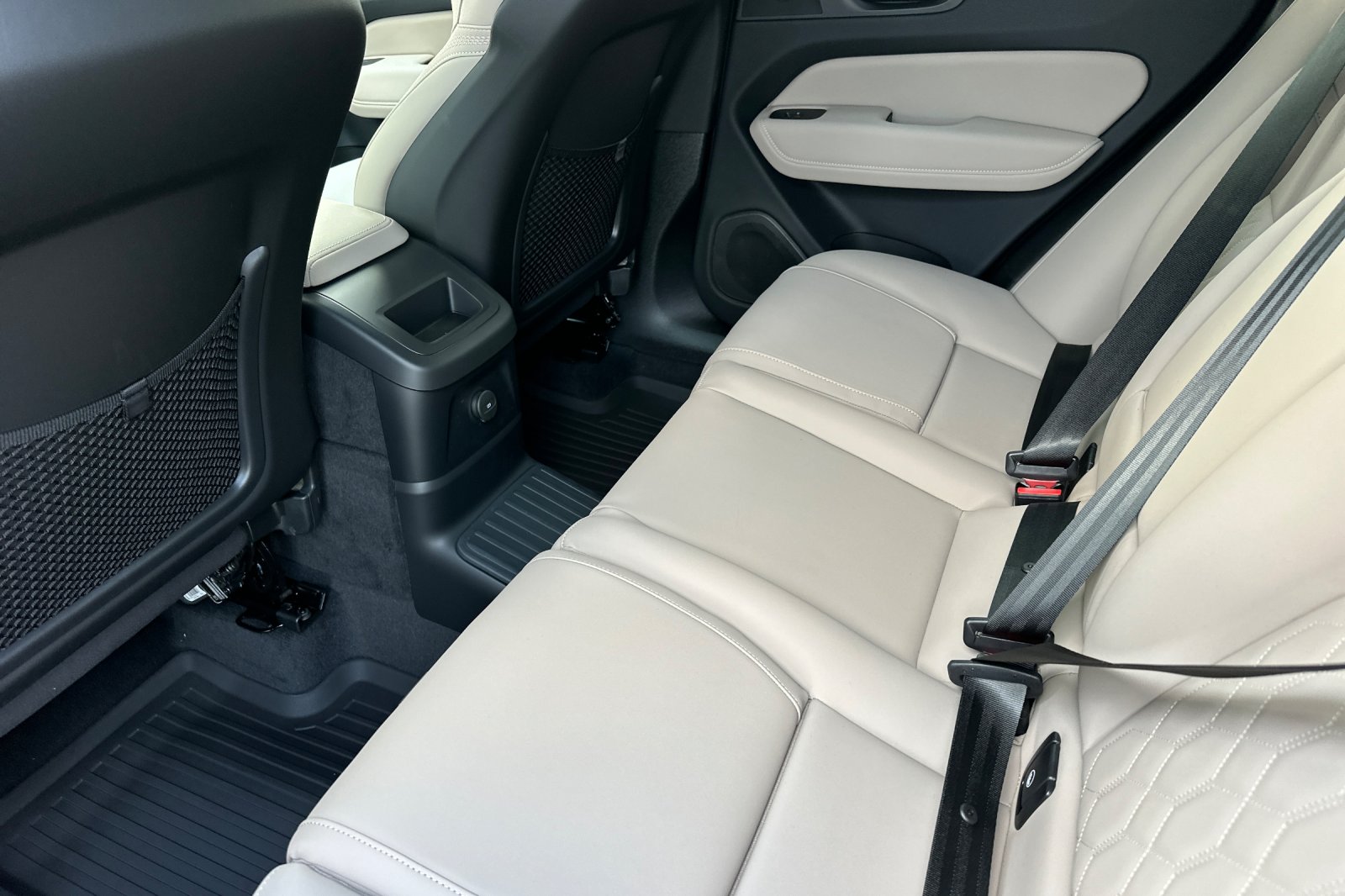 New 2026 Forest Lake Volvo Plus image 12