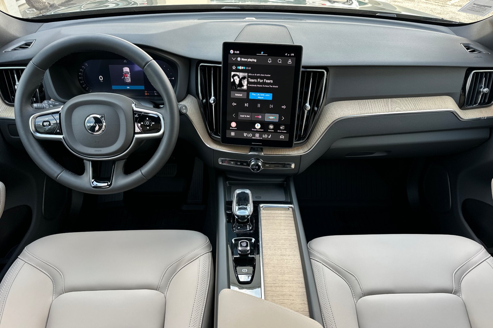 New 2026 Forest Lake Volvo Plus image 13