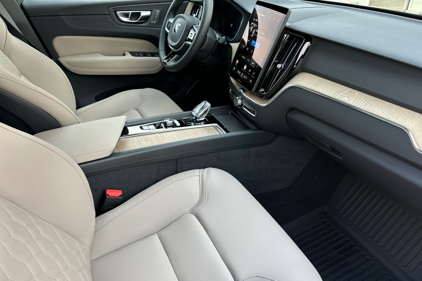 New 2026 Forest Lake Volvo Plus image 16