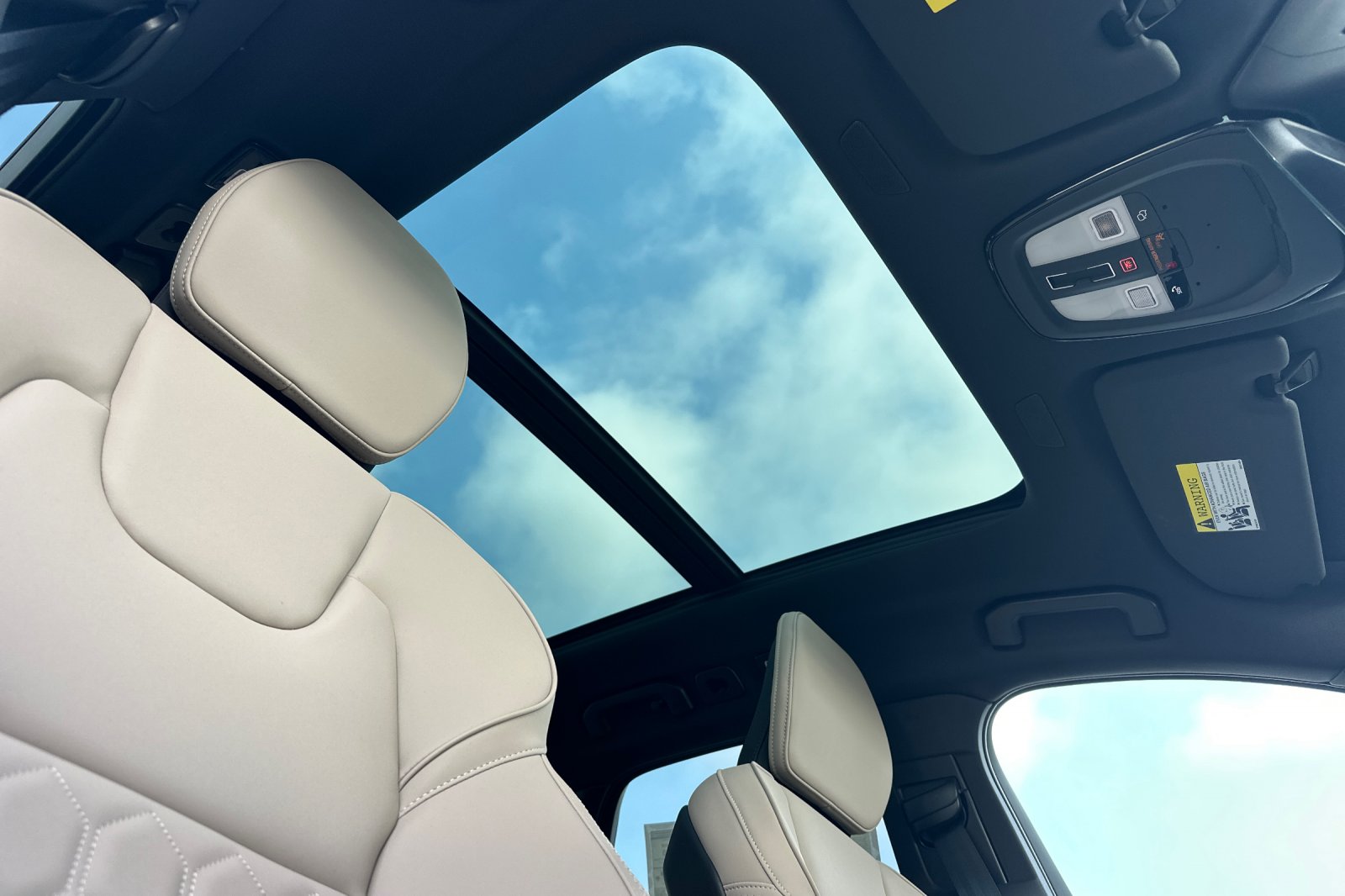 New 2026 Forest Lake Volvo Plus image 17