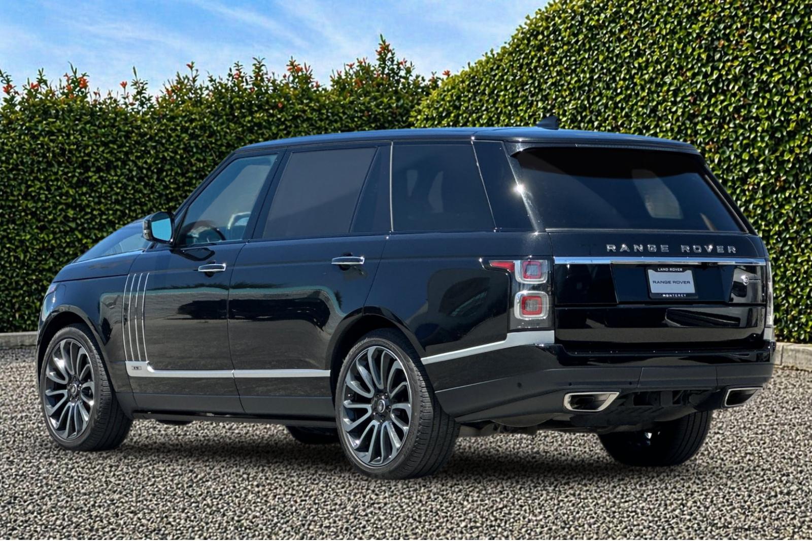 Used 2020 Santorini Black Metallic Land Rover SVAutobiography image 6