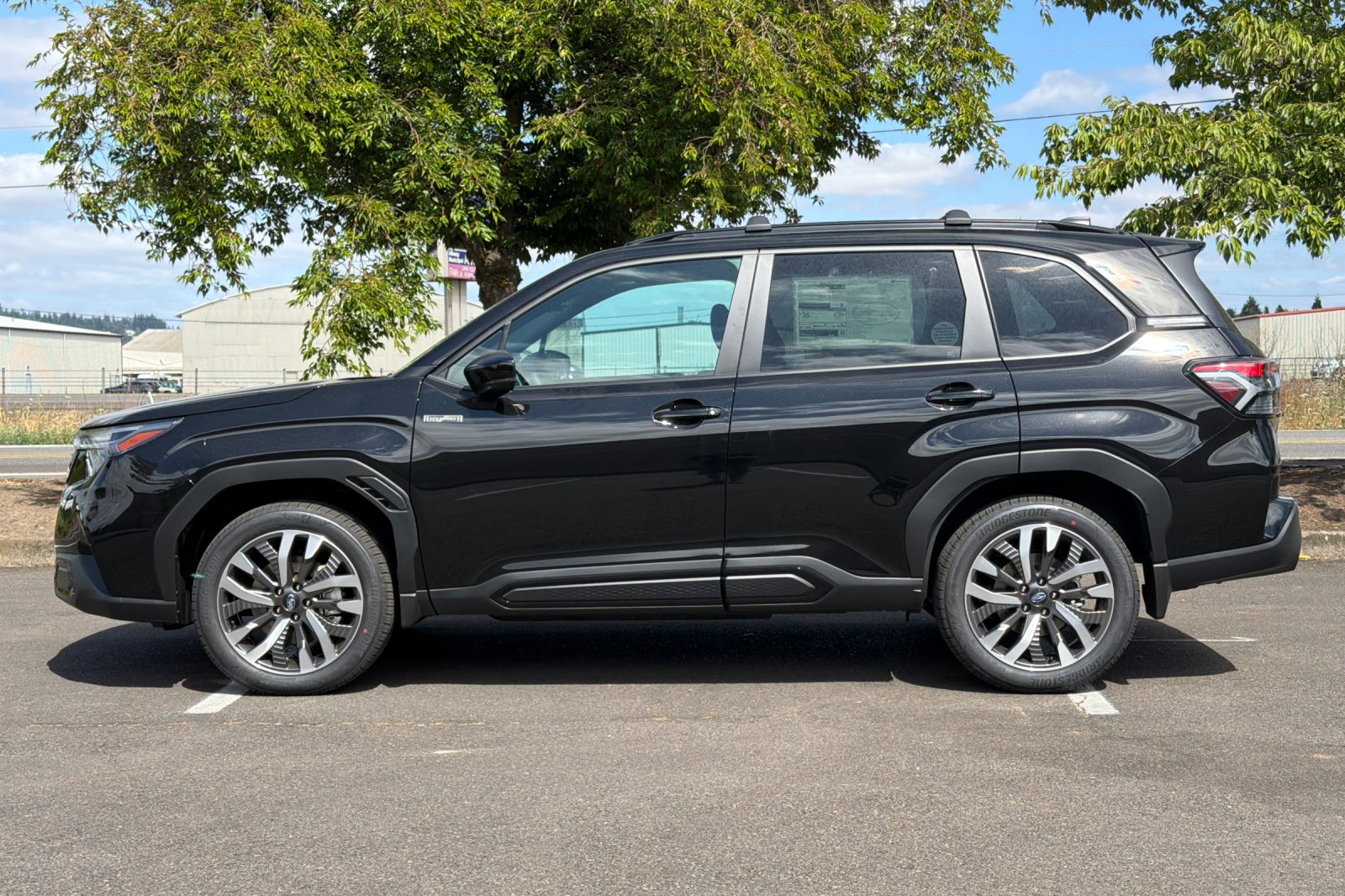 New 2026 CRYSTAL BLACK SILICA Subaru Touring Hybrid image 7