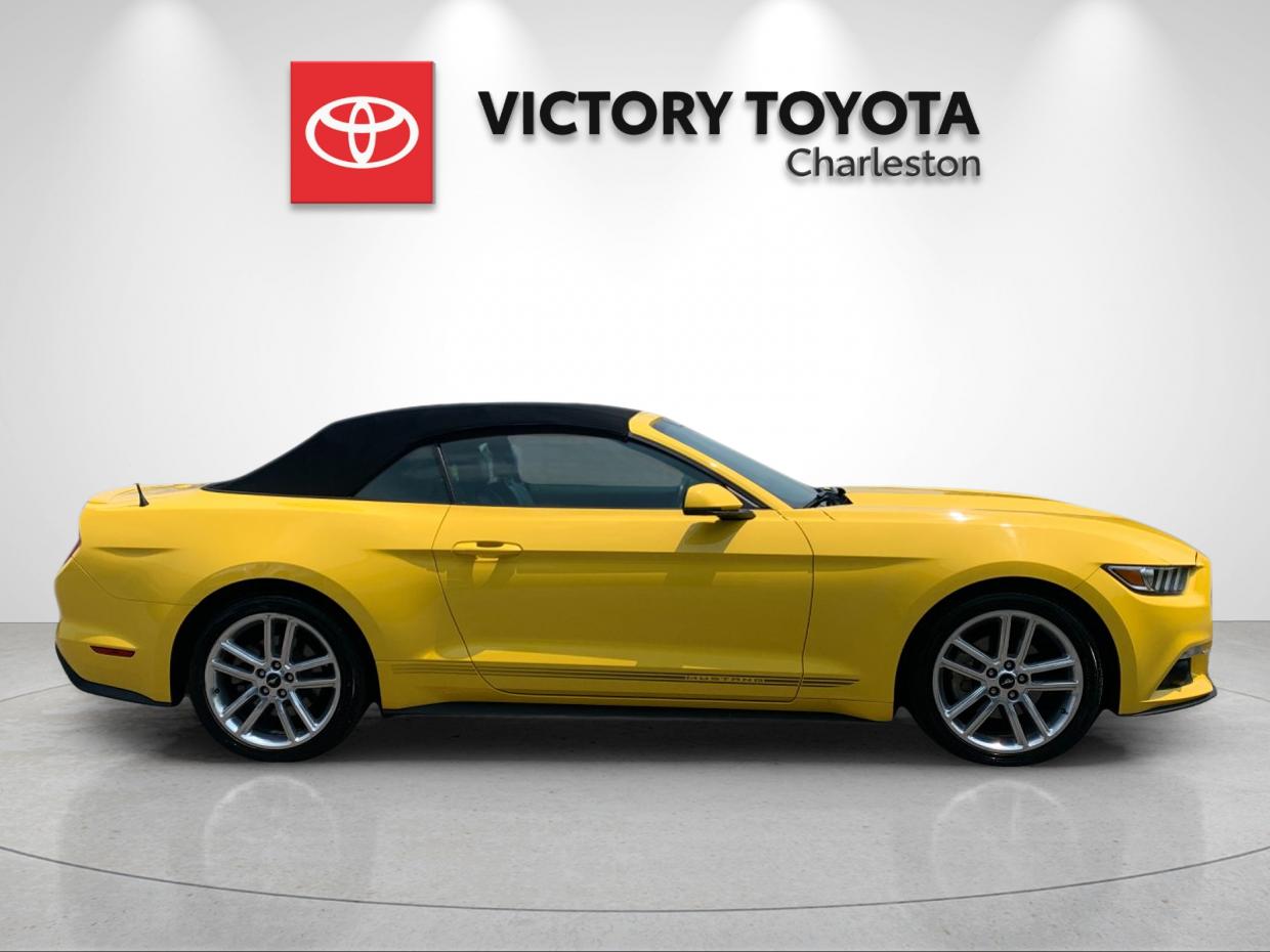 Used 2016 Yellow Ford EcoBoost Premium image 6