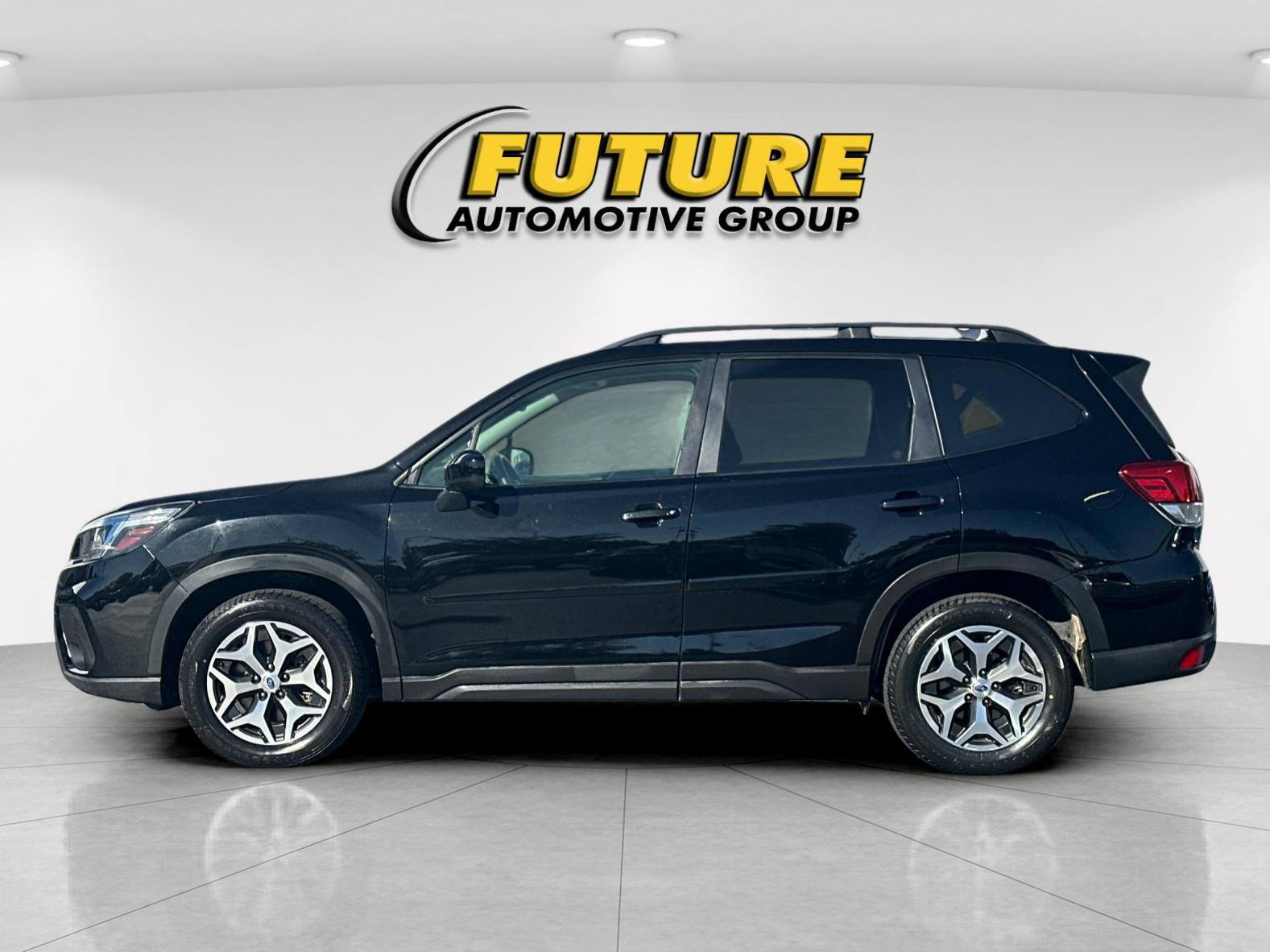 Used 2019 Black Subaru Premium image 6