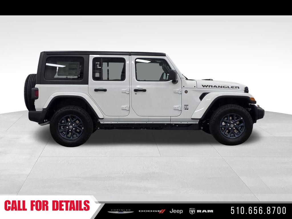 New 2026 Bright White Clear-Coat Exterior Paint Jeep 85th Anniversary Edition image 4