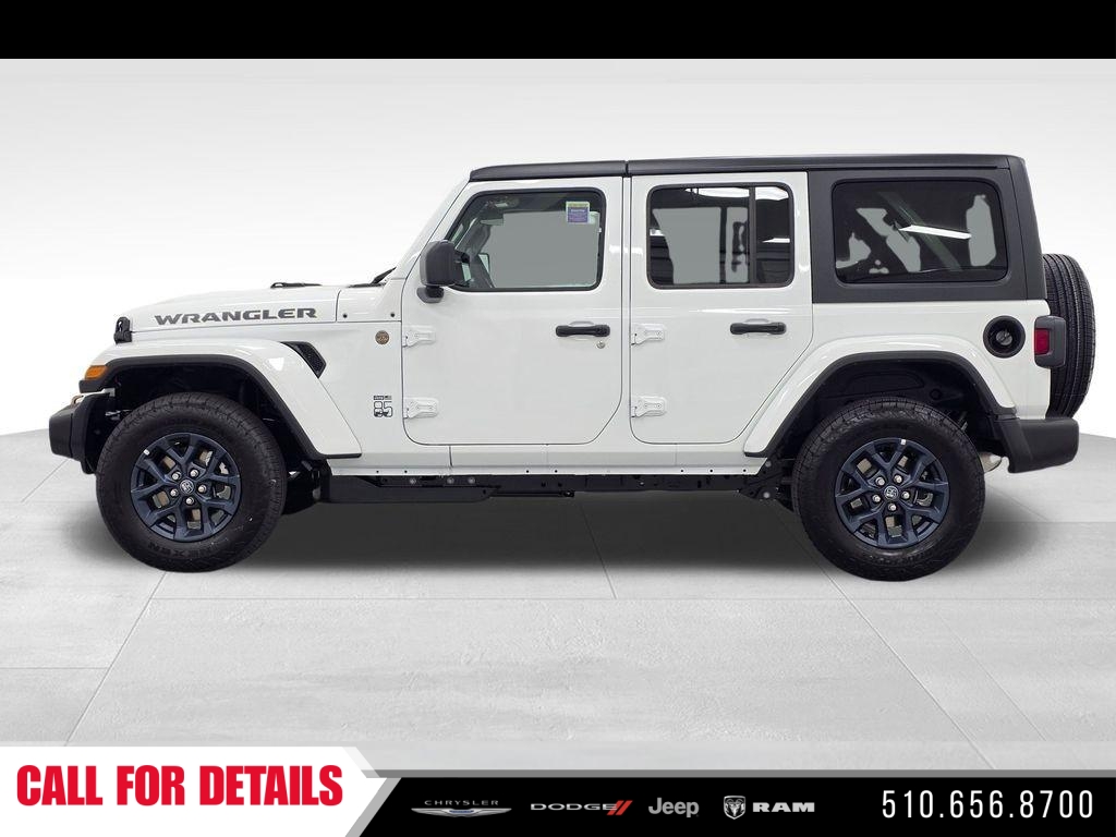 New 2026 Bright White Clear-Coat Exterior Paint Jeep 85th Anniversary Edition image 8