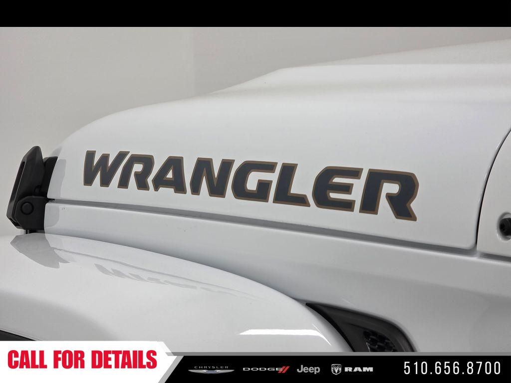 New 2026 Bright White Clear-Coat Exterior Paint Jeep 85th Anniversary Edition image 10