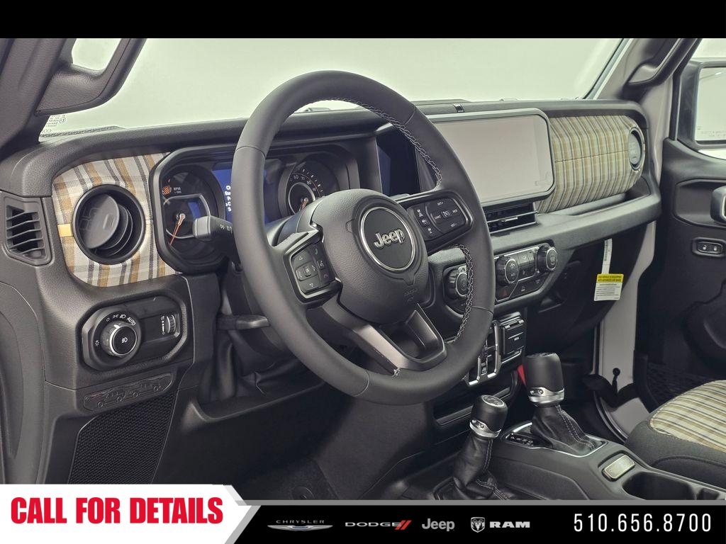 New 2026 Bright White Clear-Coat Exterior Paint Jeep 85th Anniversary Edition image 14