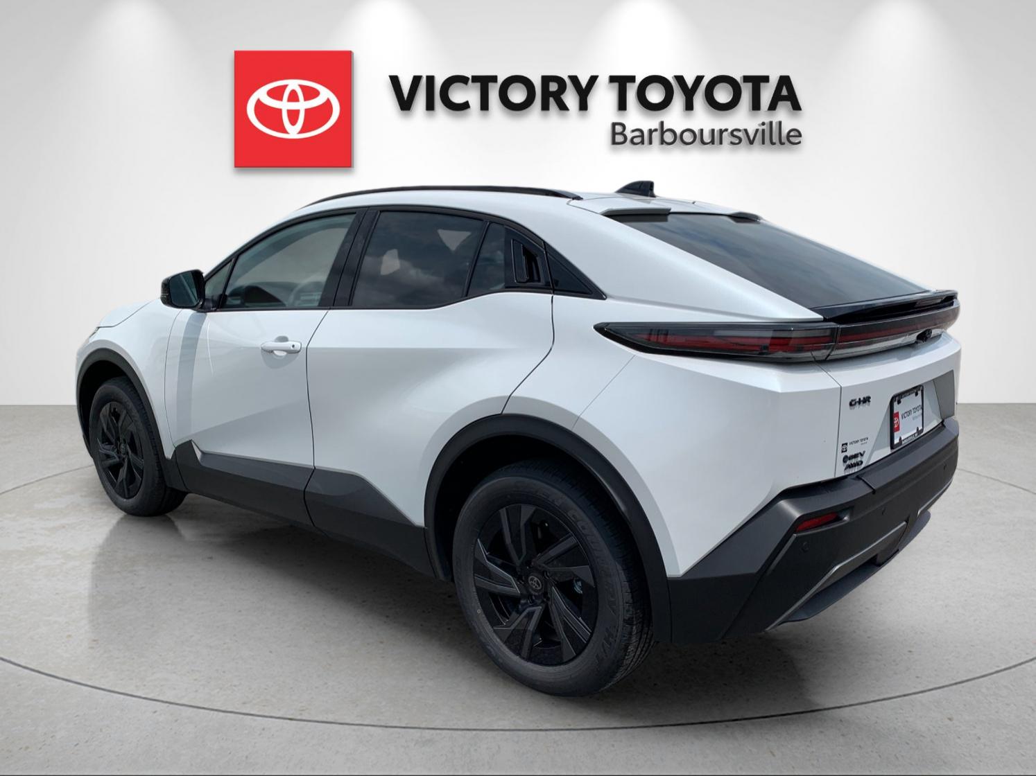 New 2026 Wind Chill Pearl Toyota SE image 3