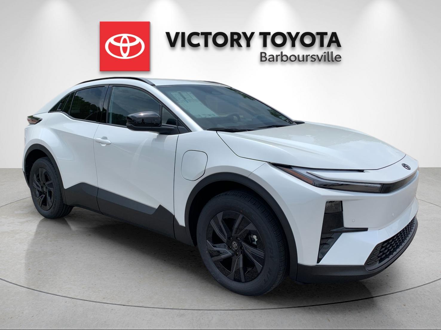 New 2026 Wind Chill Pearl Toyota SE image 5