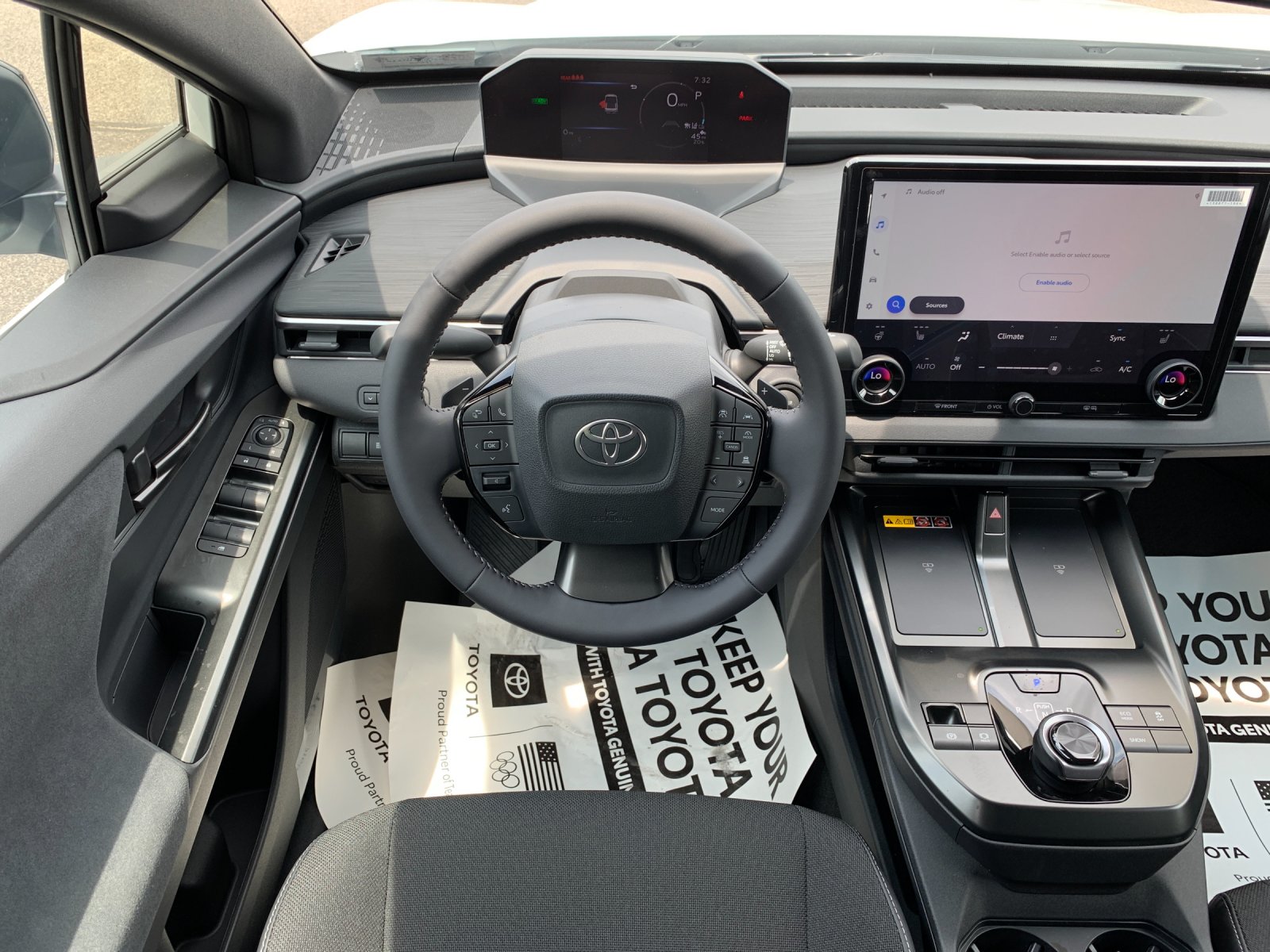 New 2026 Wind Chill Pearl Toyota SE image 16