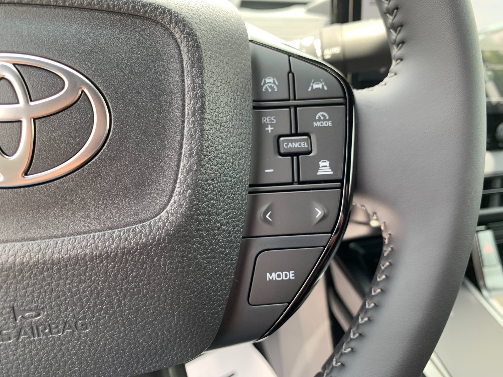 New 2026 Wind Chill Pearl Toyota SE image 26