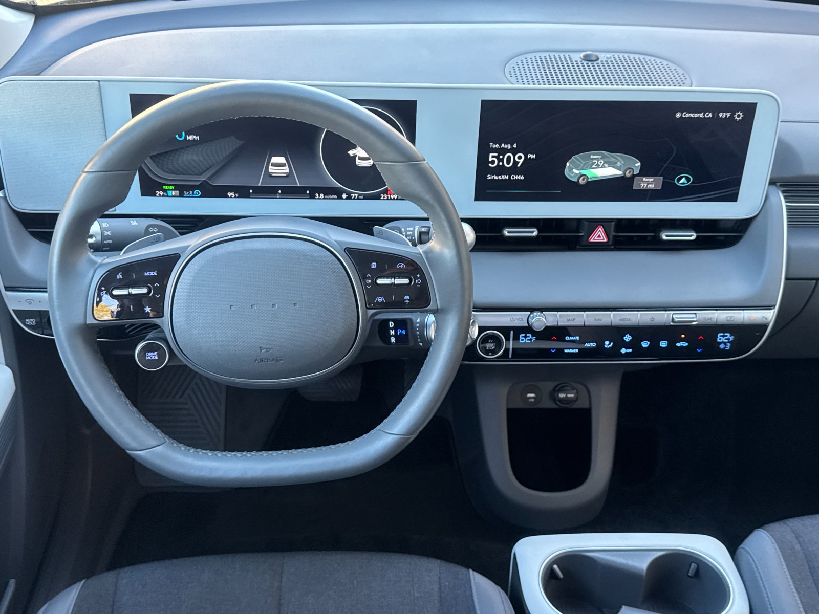 Used 2024 Green Hyundai SEL image 13