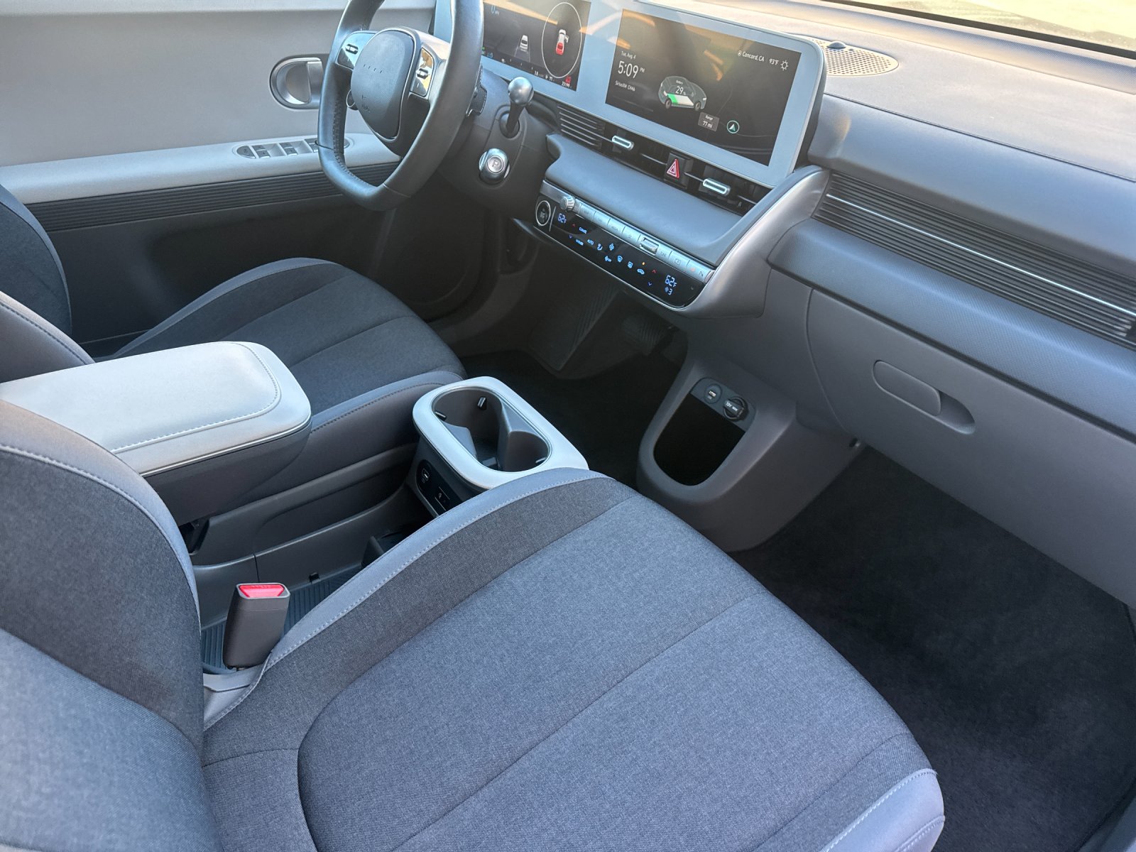 Used 2024 Green Hyundai SEL image 15