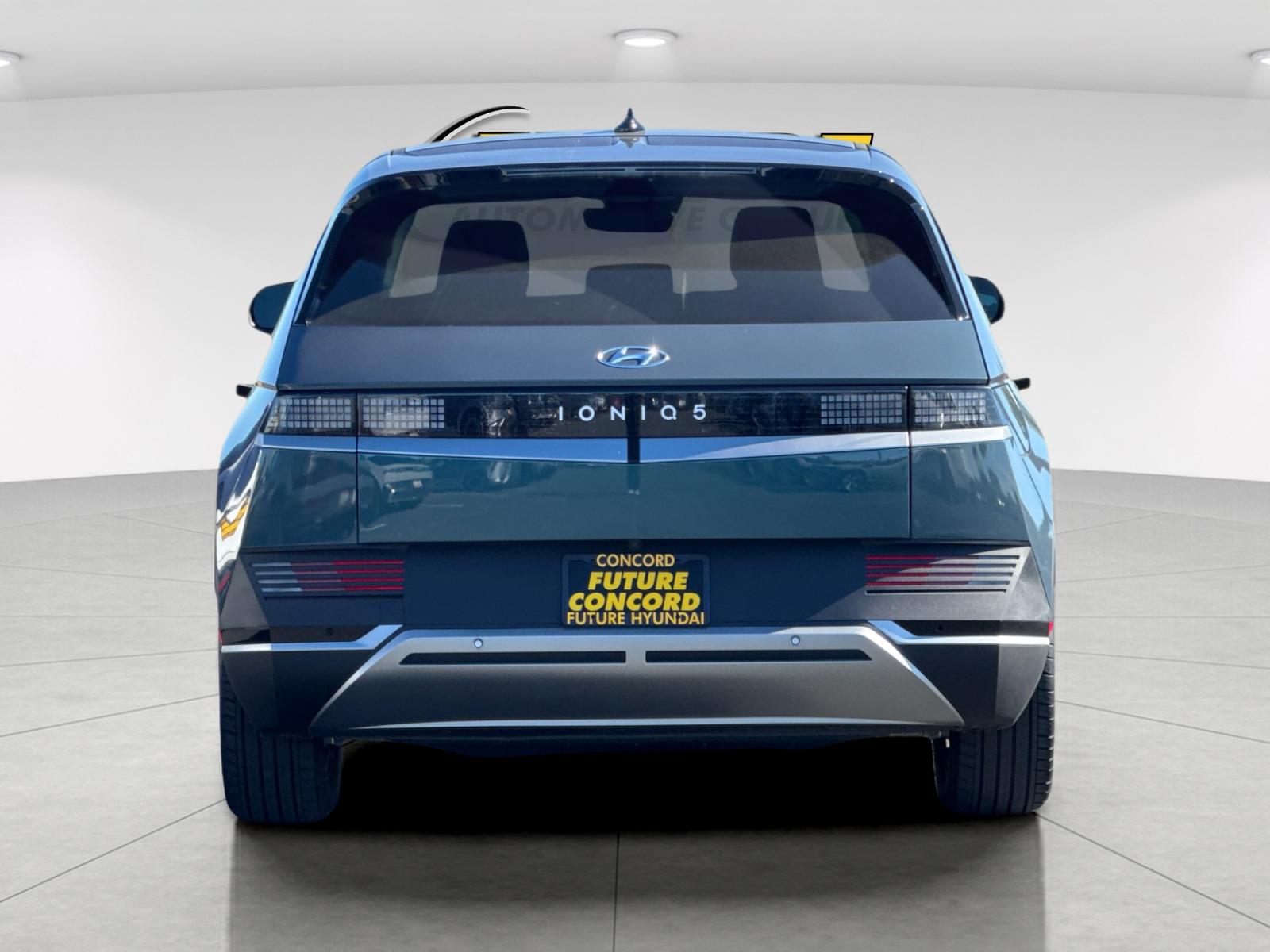 Used 2024 Green Hyundai SEL image 4