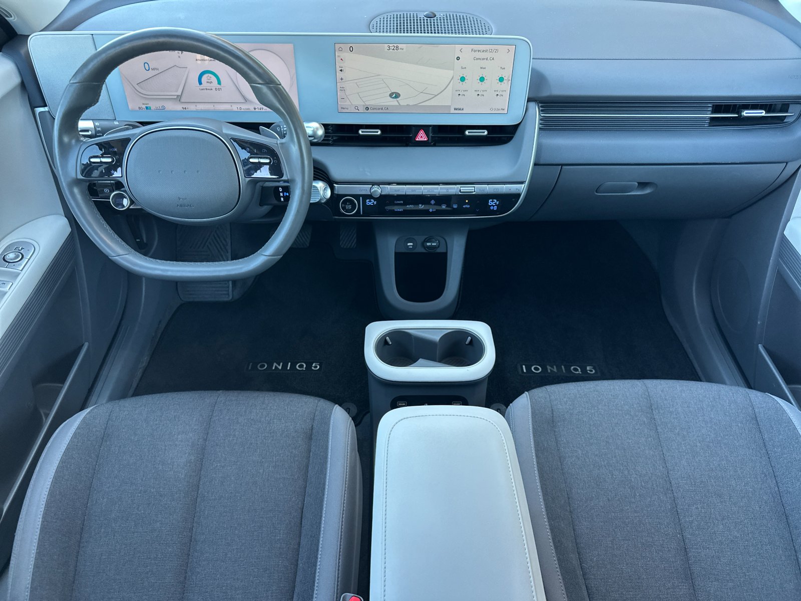Used 2024 White Hyundai SEL image 12