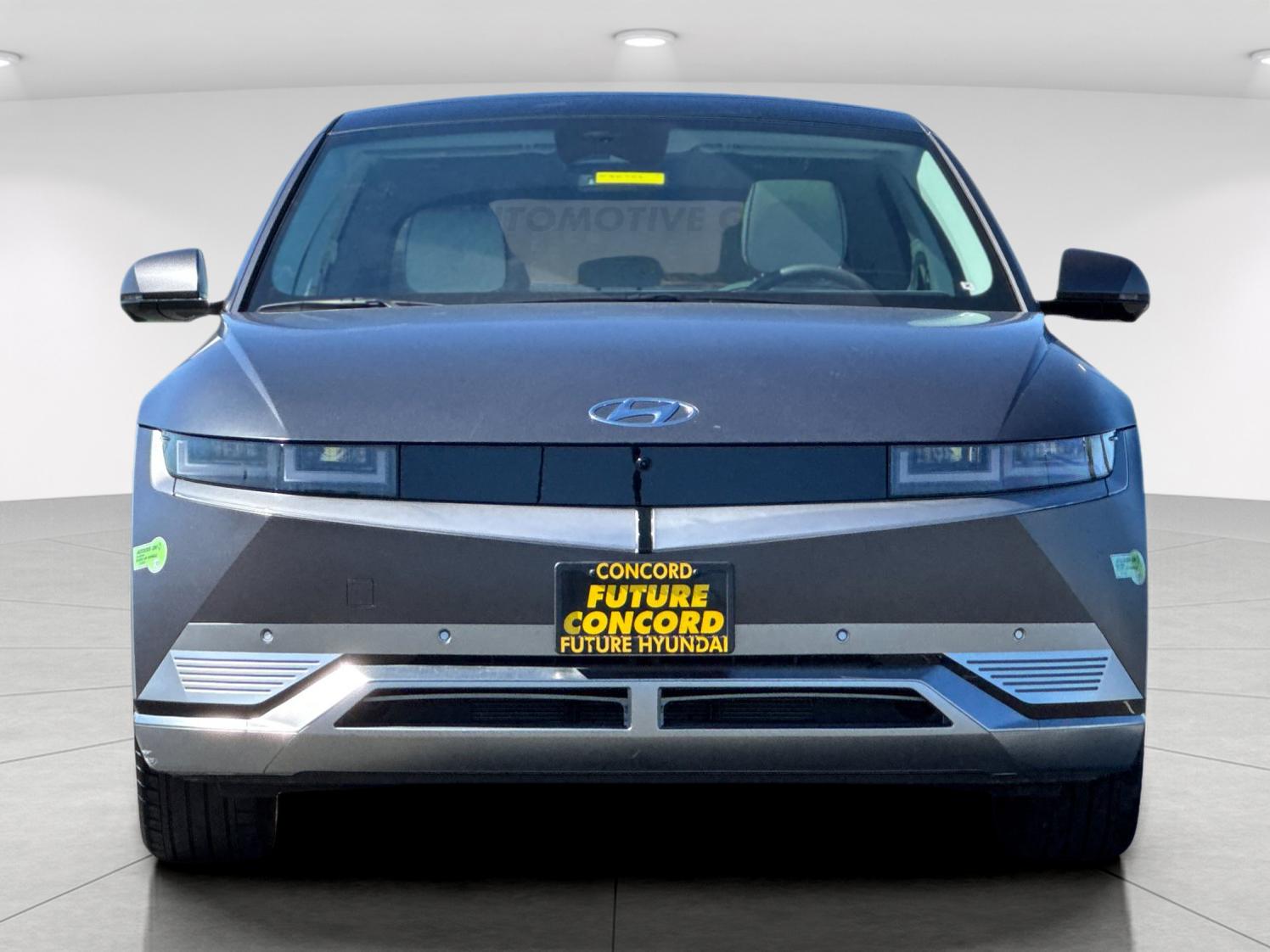 Used 2023 Gray Hyundai Limited image 8