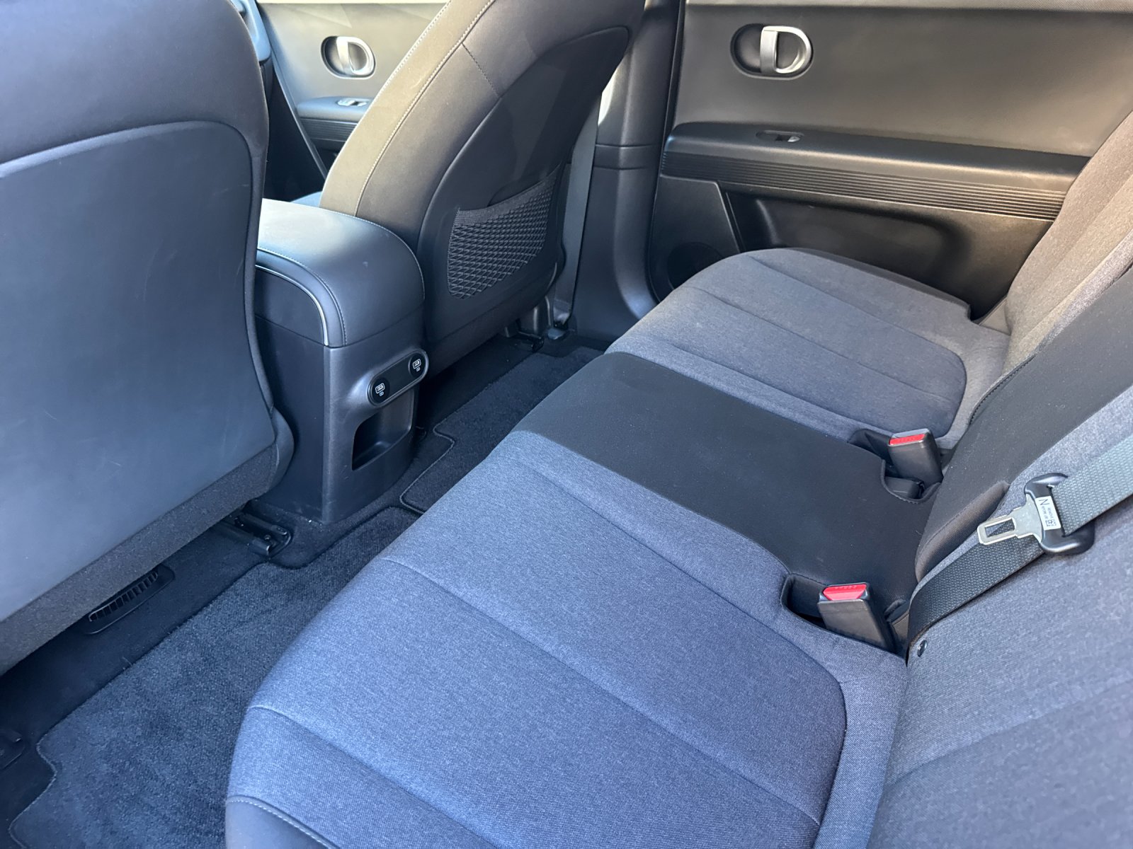 Used 2024 Blue Hyundai SEL image 11