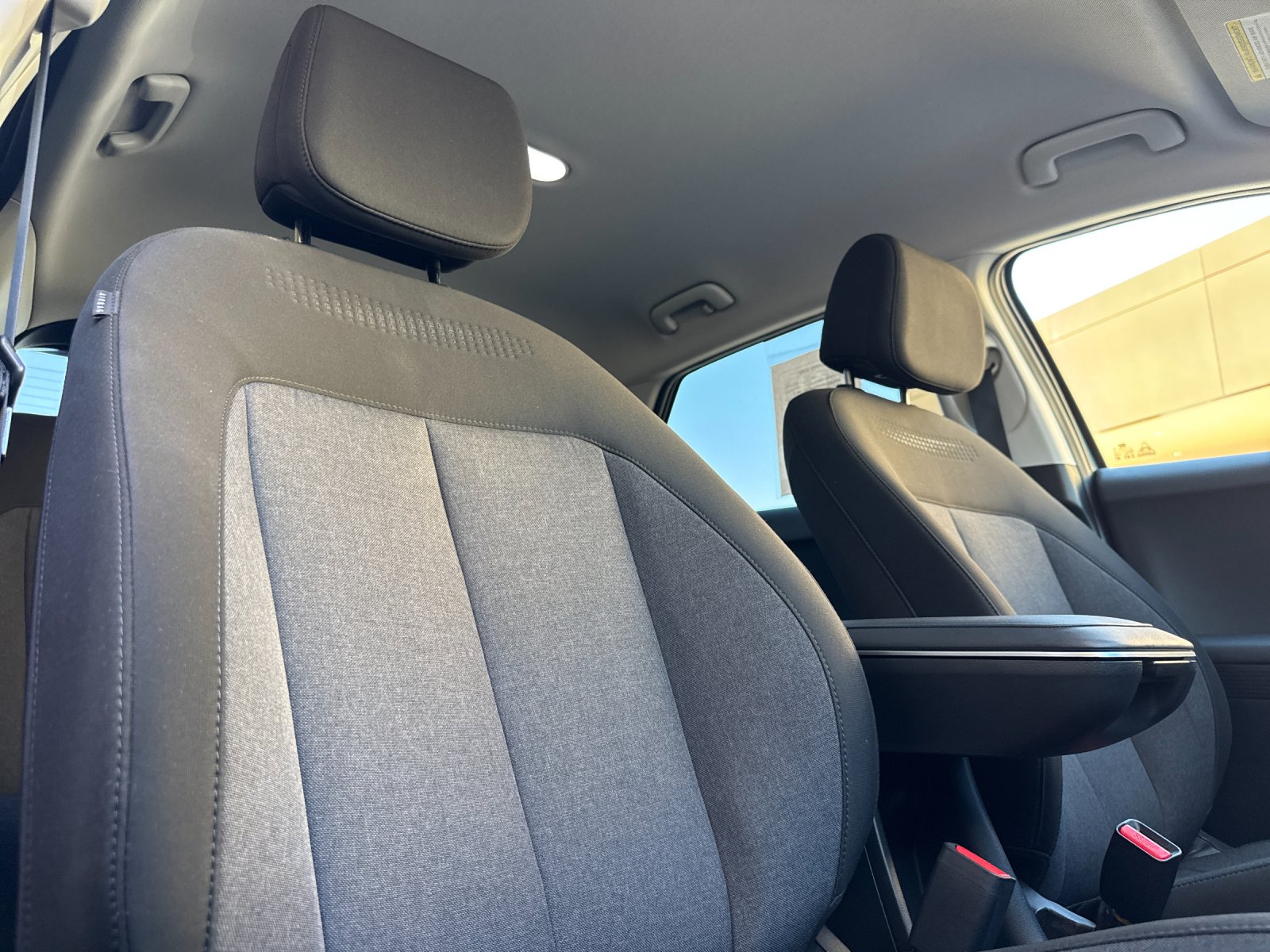 Used 2024 Blue Hyundai SEL image 16