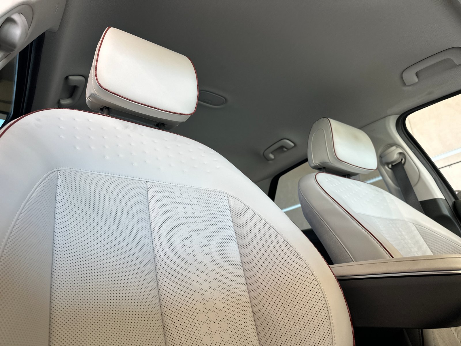 Used 2023 Gray Hyundai SEL image 16