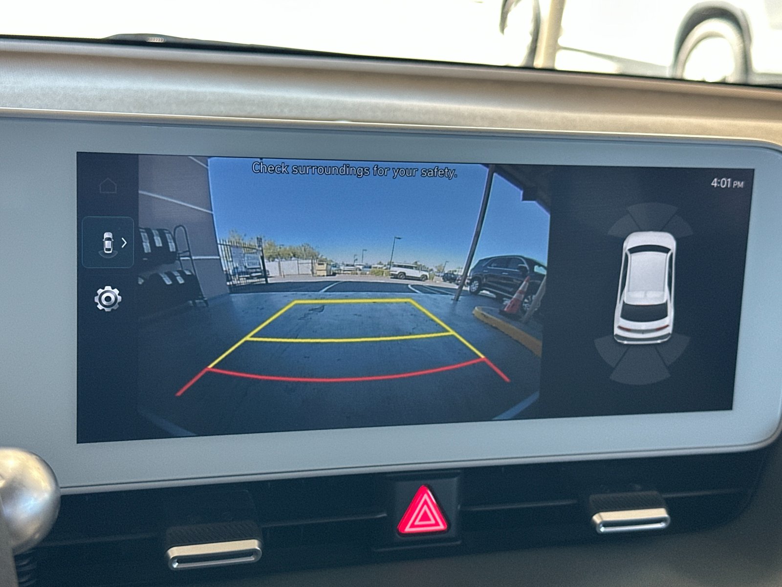 Used 2023 Gray Hyundai SEL image 19