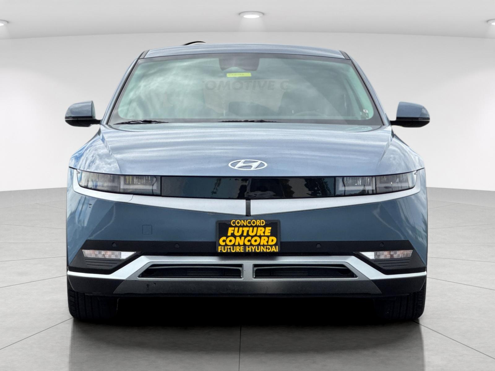 Certified Used 2024 Blue Hyundai SEL image 8
