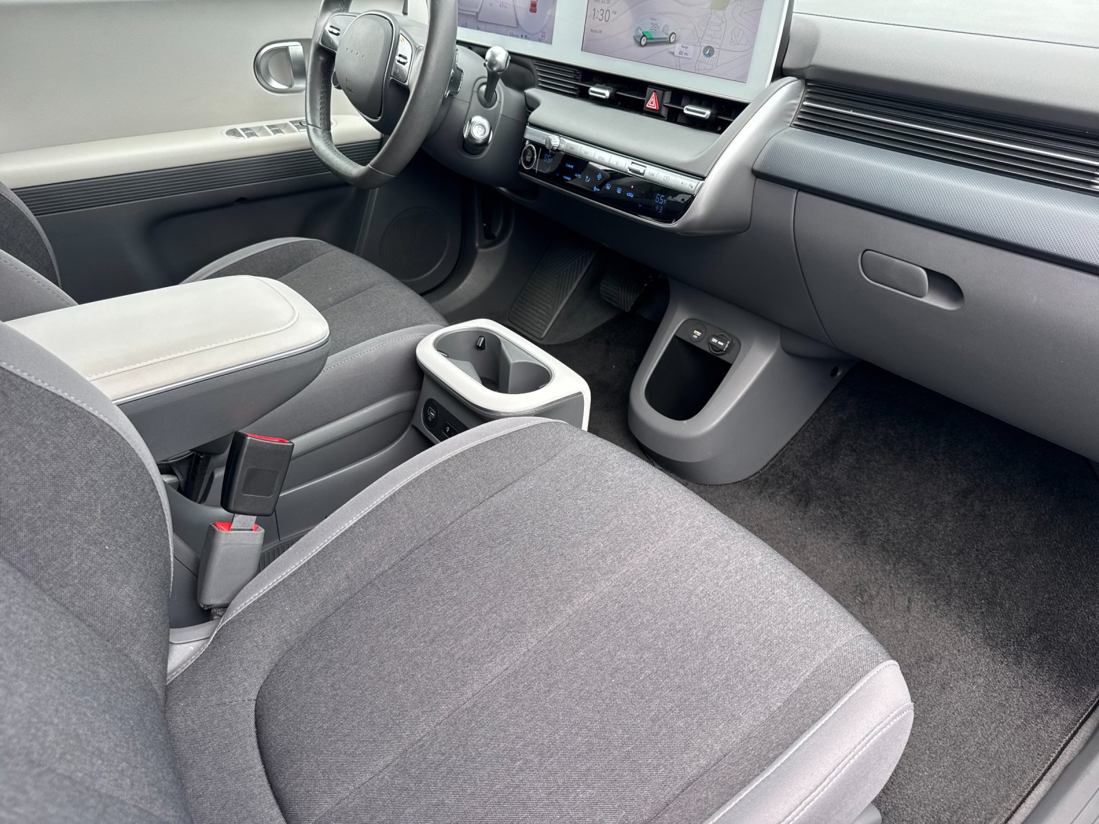 Certified Used 2024 Blue Hyundai SEL image 15