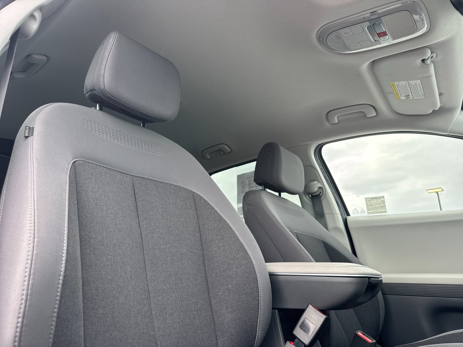 Certified Used 2024 Blue Hyundai SEL image 16