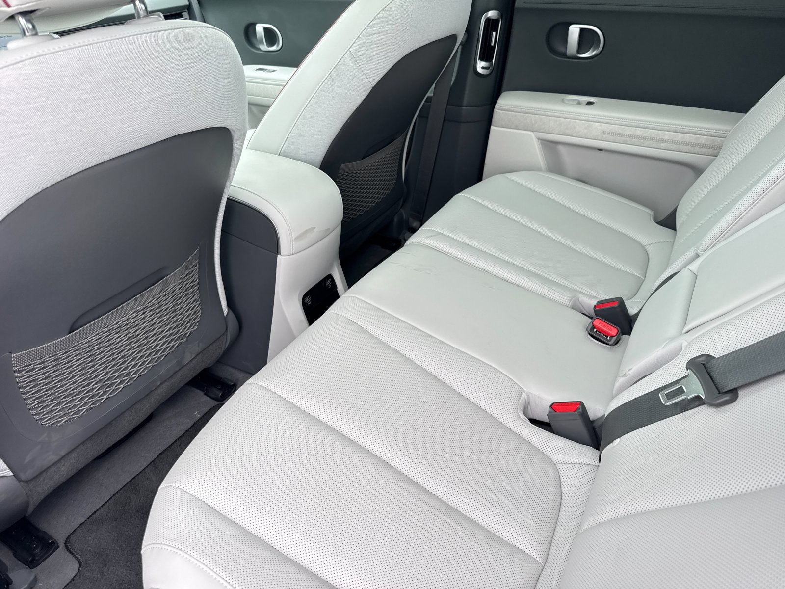 Certified Used 2024 Green Hyundai Limited image 11