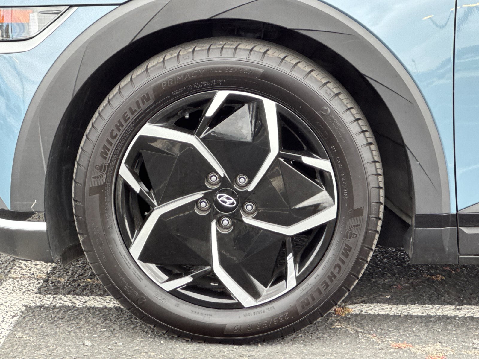 Certified Used 2024 Blue Hyundai SEL image 24
