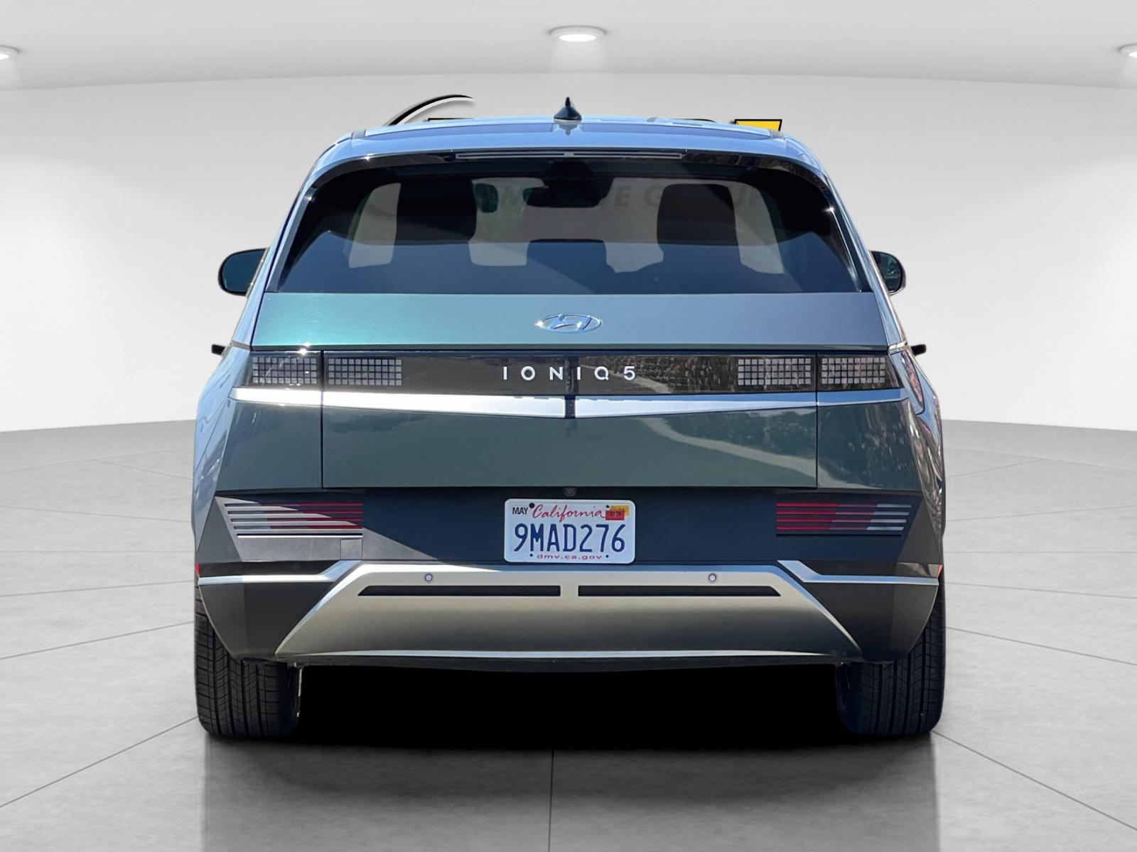 Used 2024 Green Hyundai SEL image 4