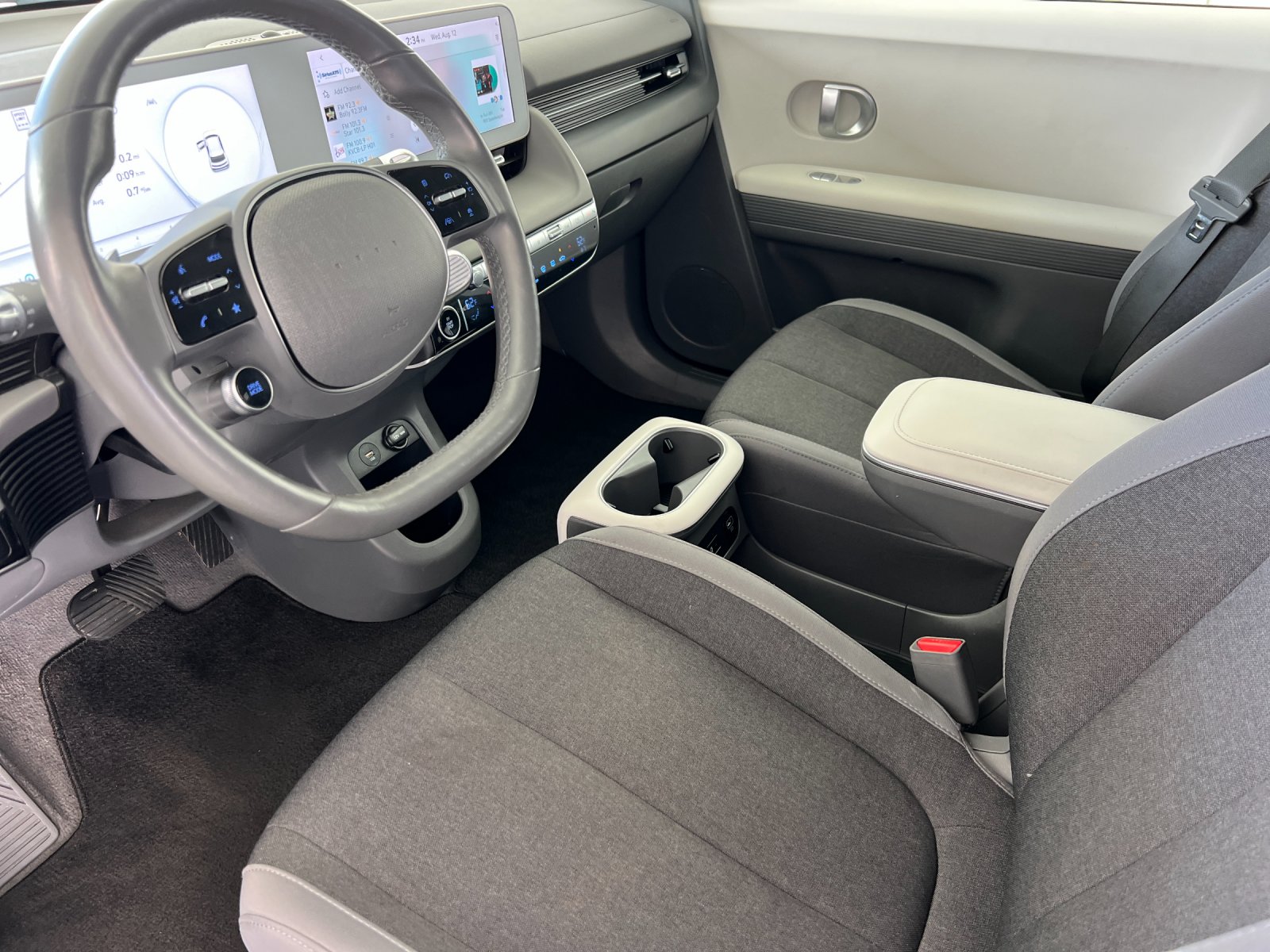 Used 2024 Green Hyundai SEL image 9