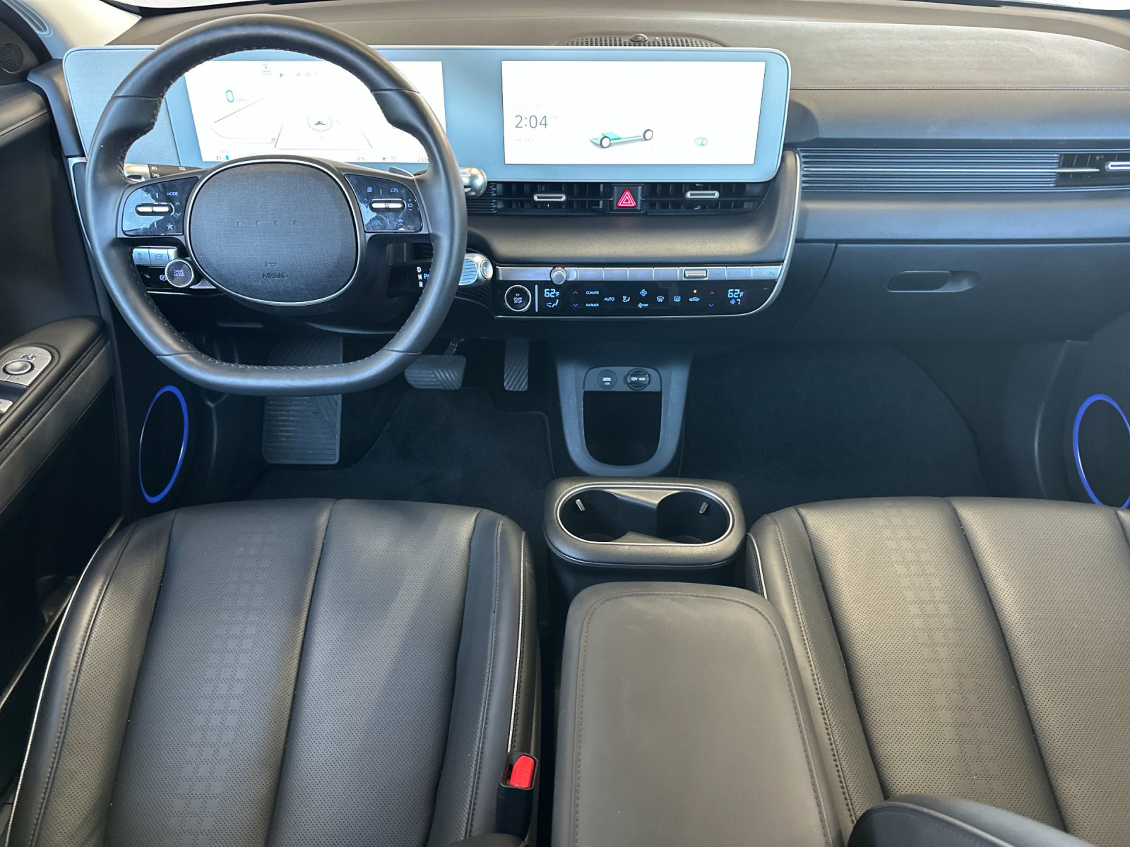 Used 2023 Gold Hyundai SEL image 12
